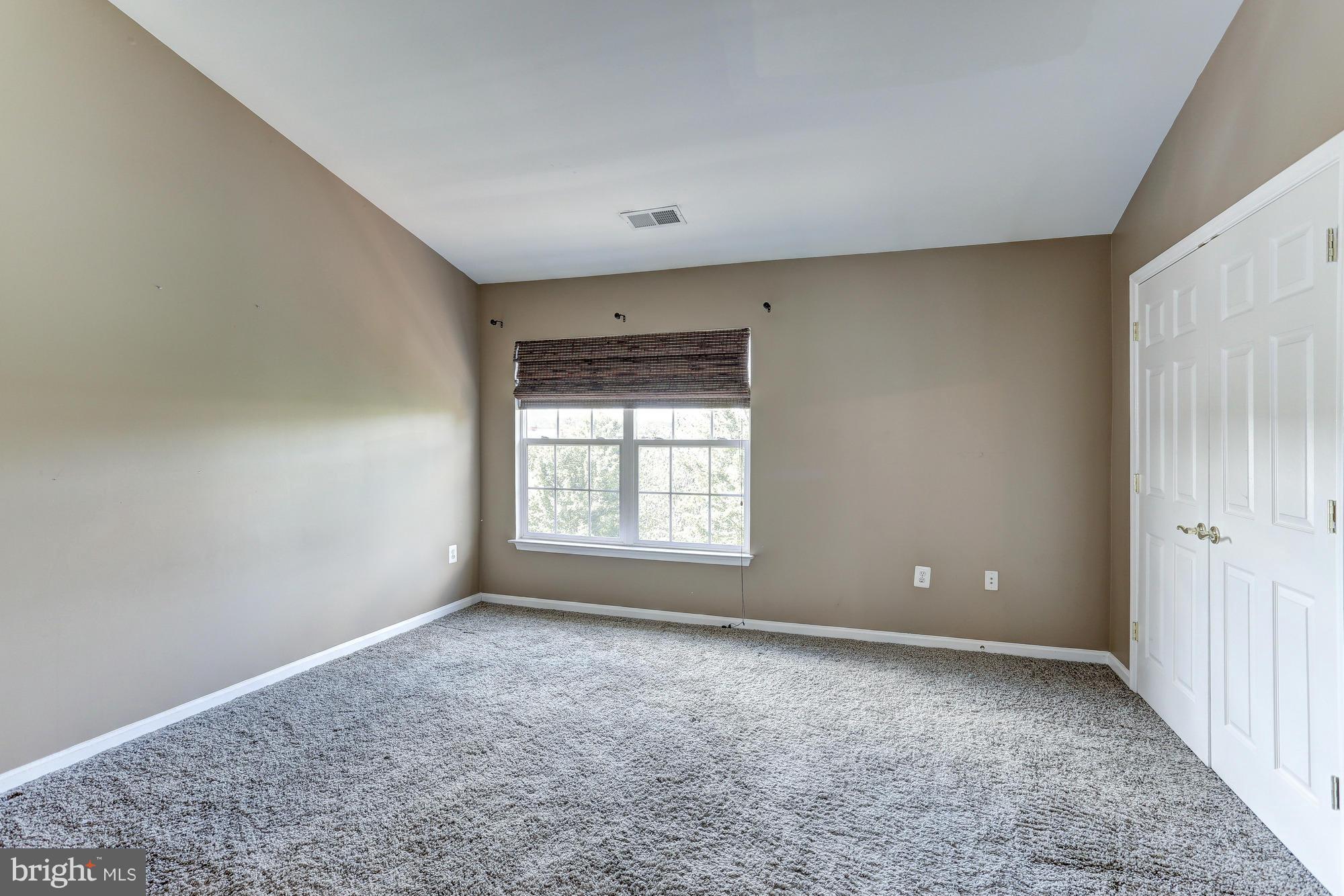 HEARTHSIDE AT FLYNNS CROSSING - Residential