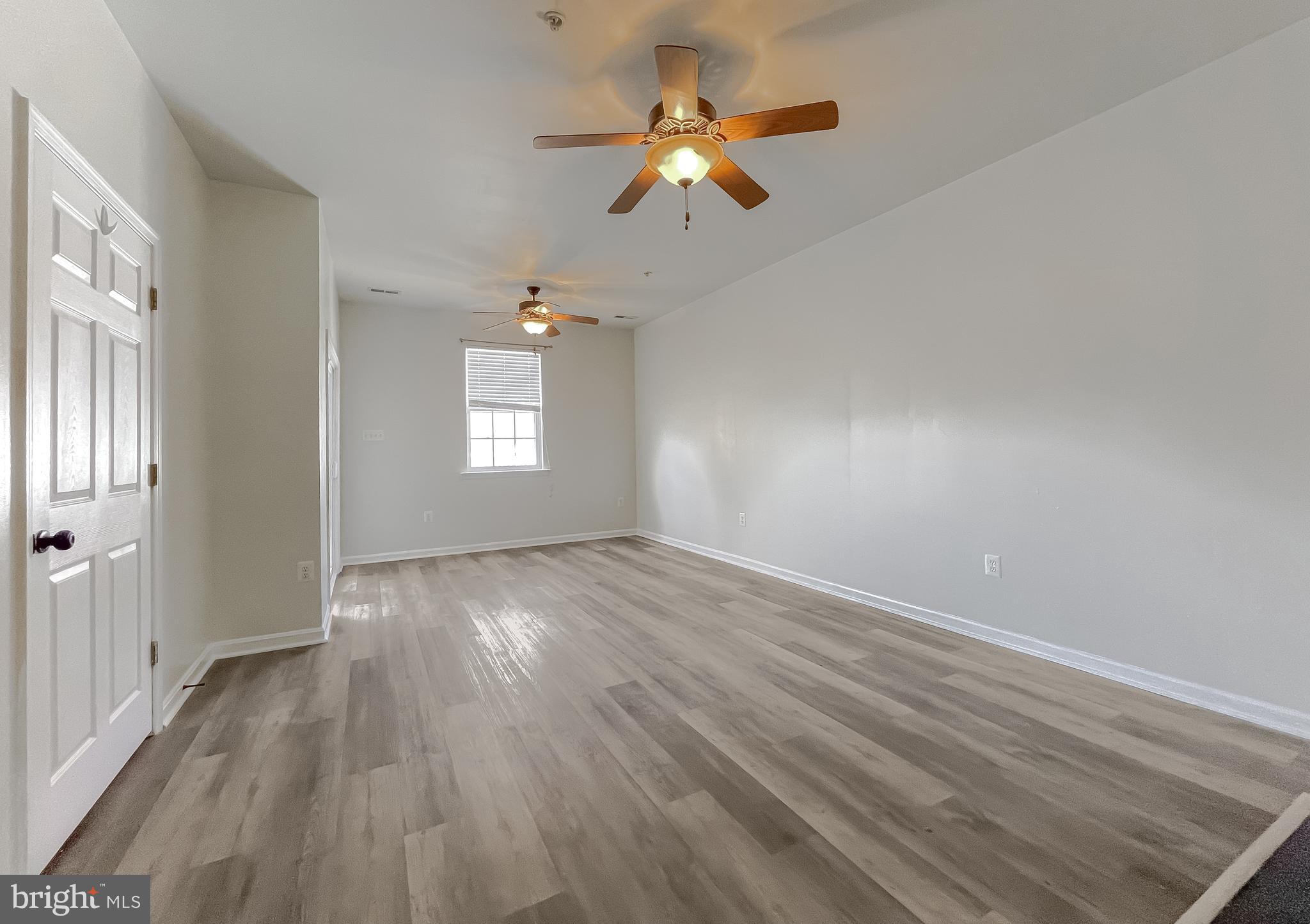 THE TOWNES AT GREENVIEW WEST - Residential Lease