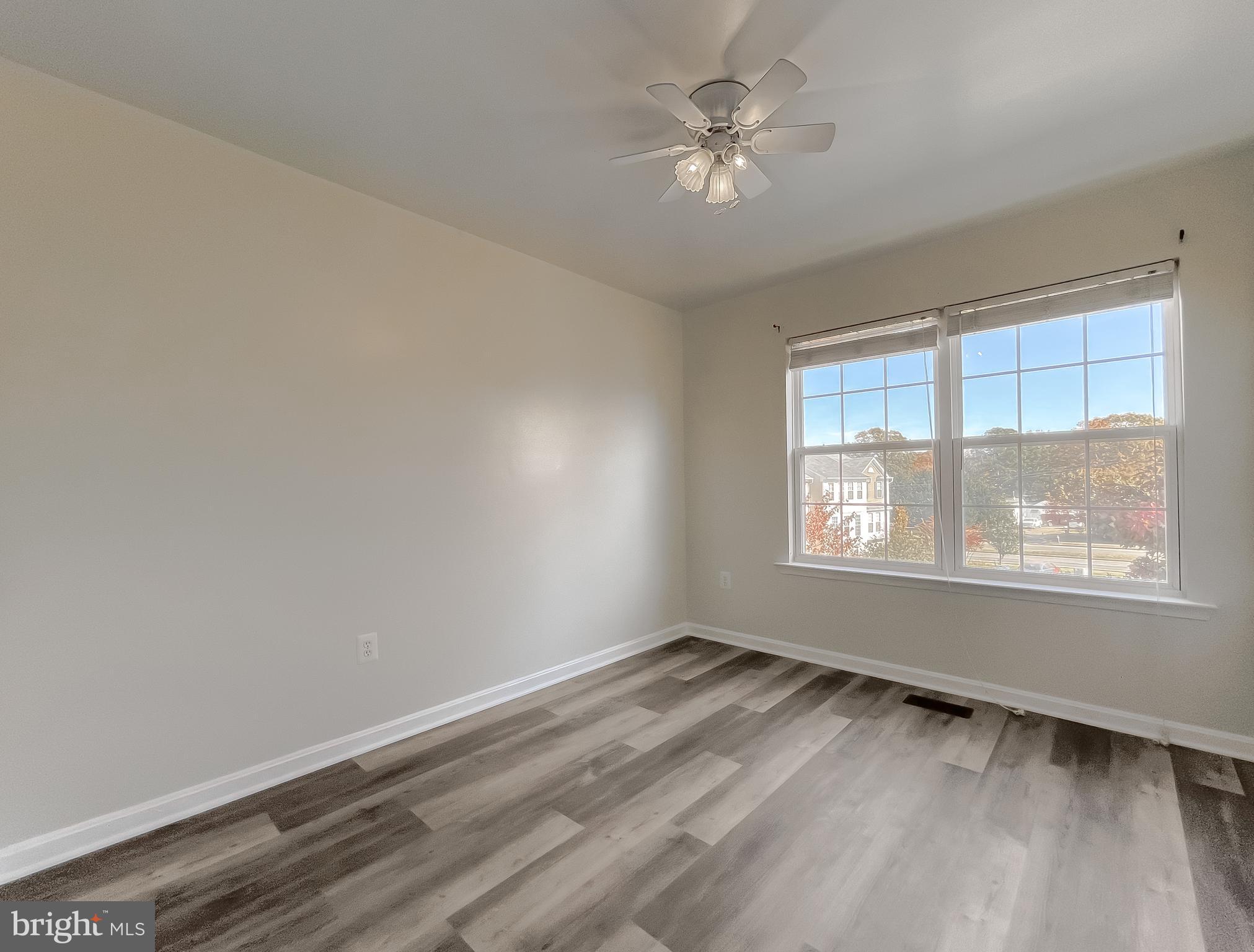 THE TOWNES AT GREENVIEW WEST - Residential Lease