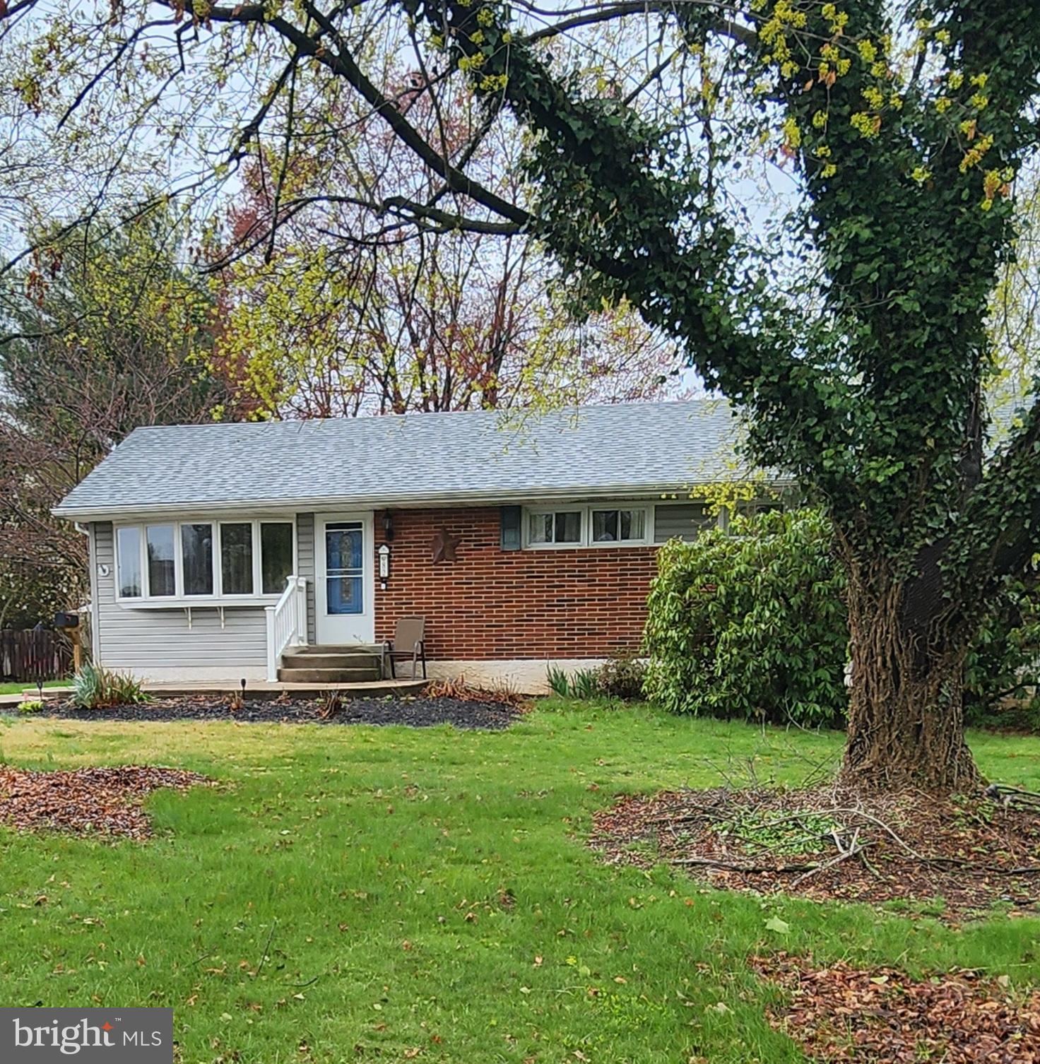 82 ACORN DRIVE