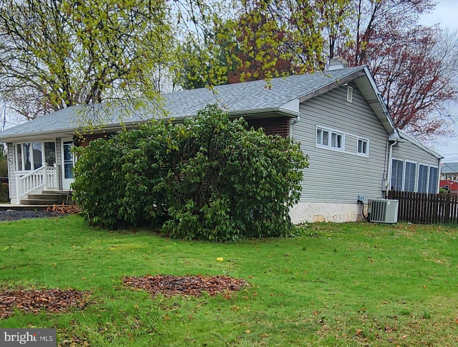82 ACORN DRIVE