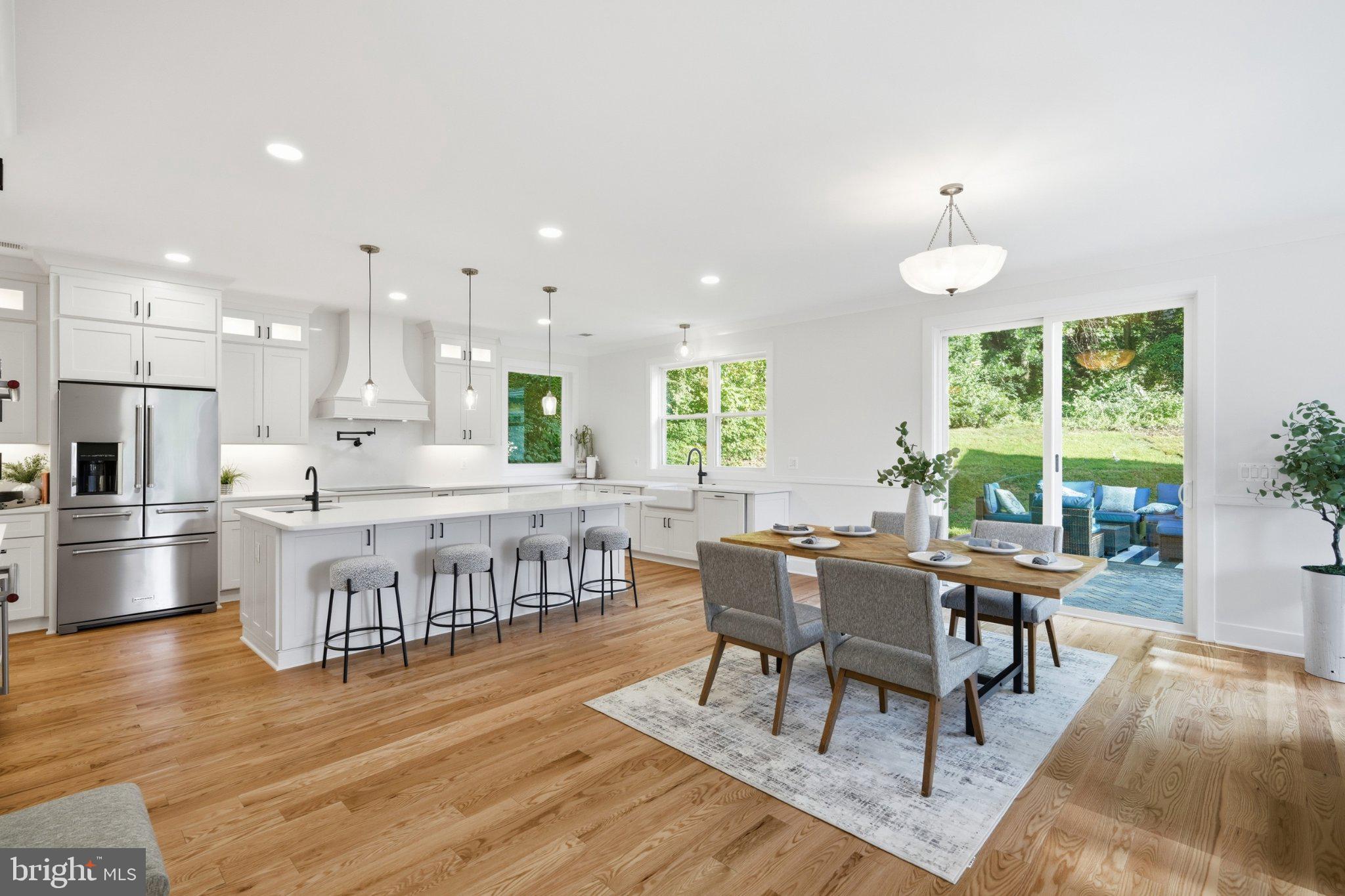 132 N EARLEY