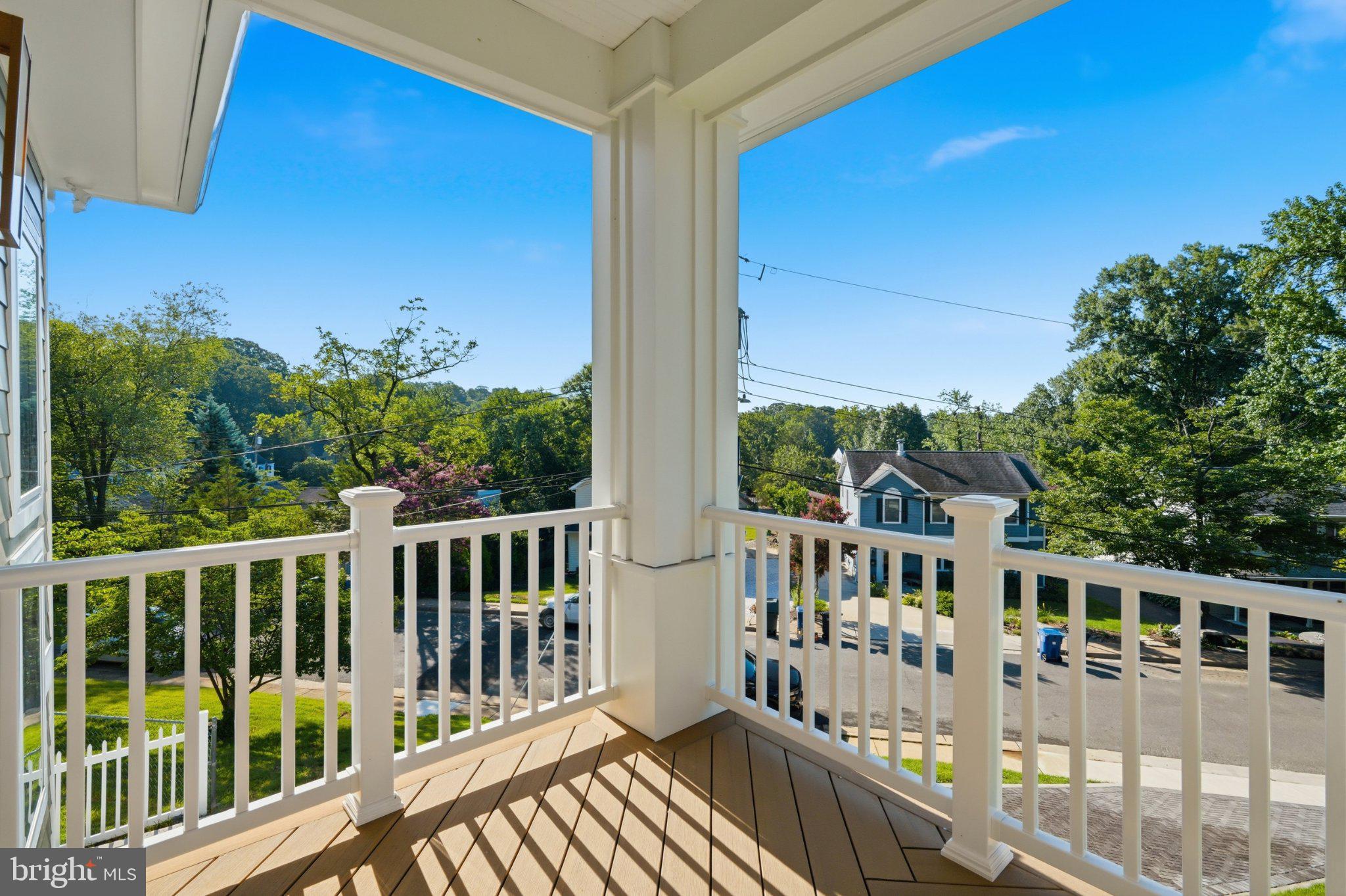 132 N EARLEY