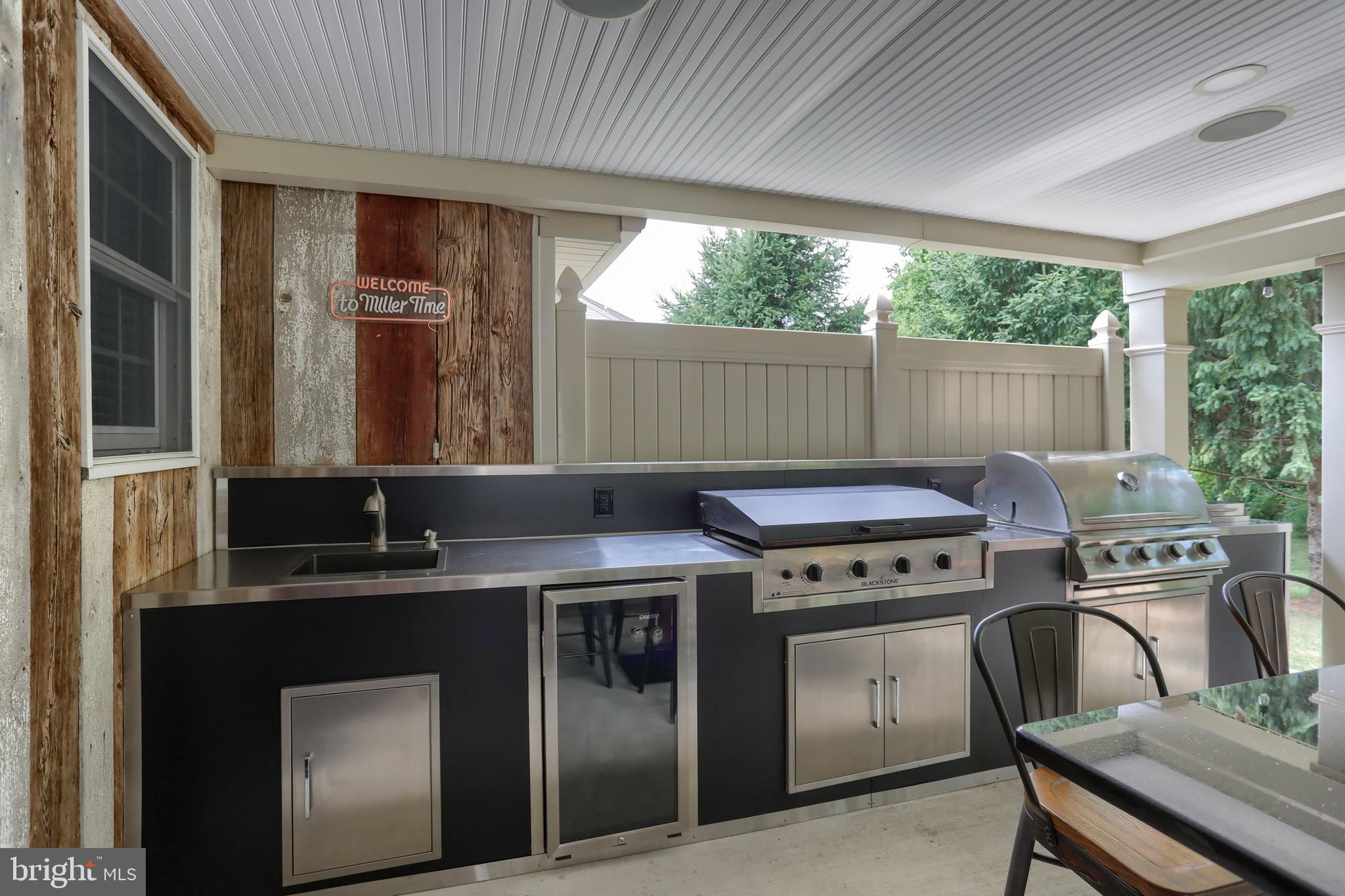 15 OAK KNOLL CIRCLE