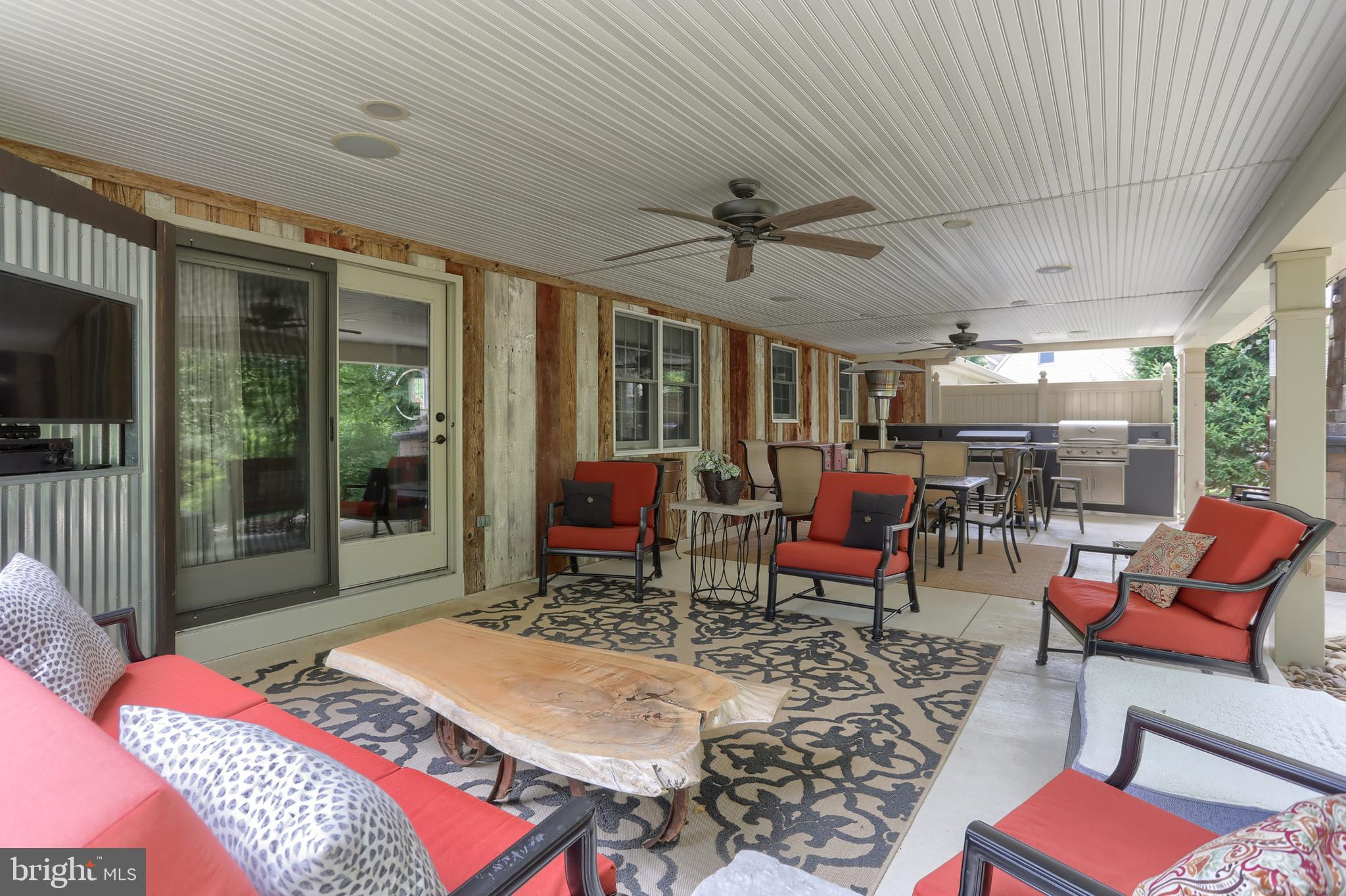 15 OAK KNOLL CIRCLE