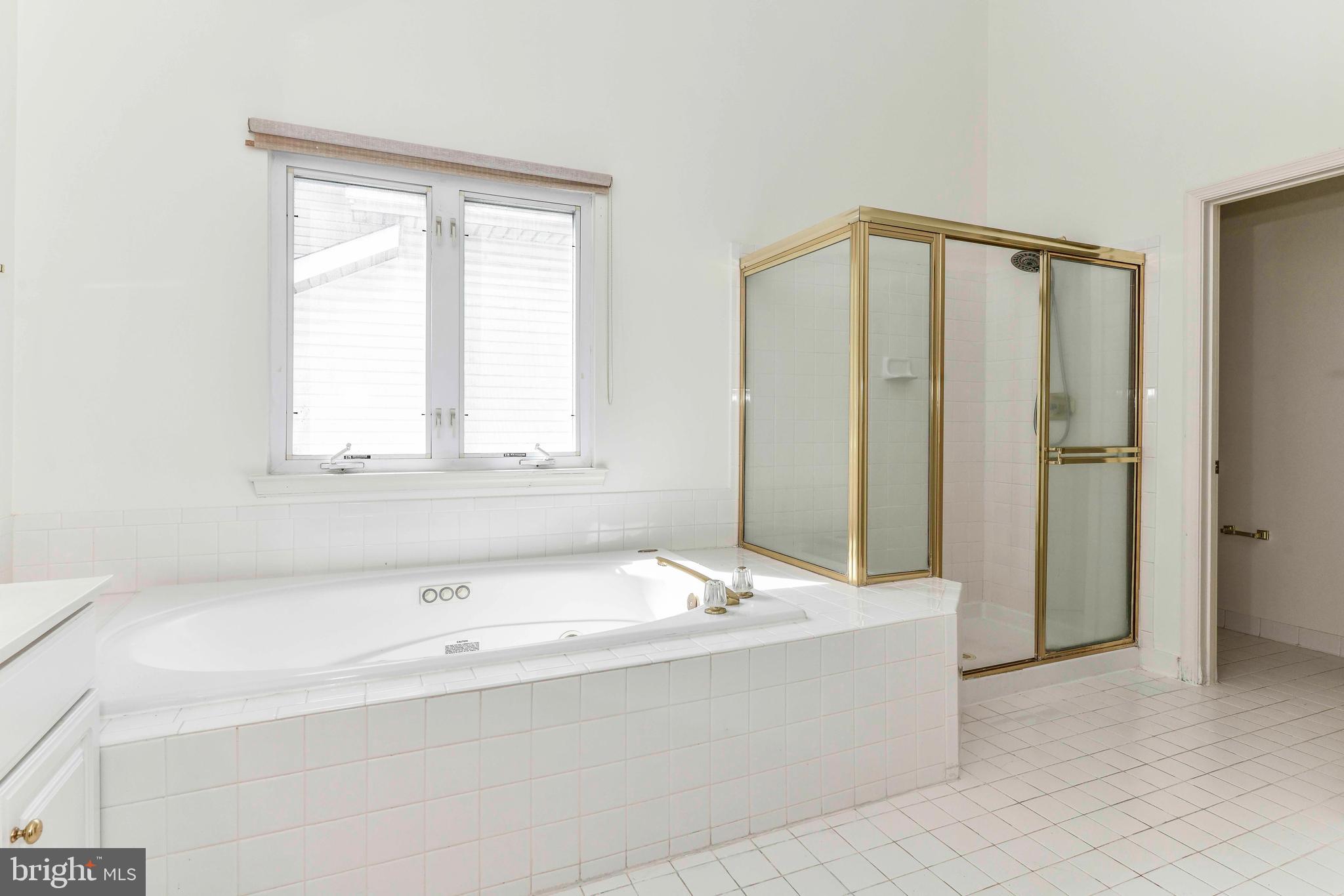 ARMISTEAD PARK - Residential Lease