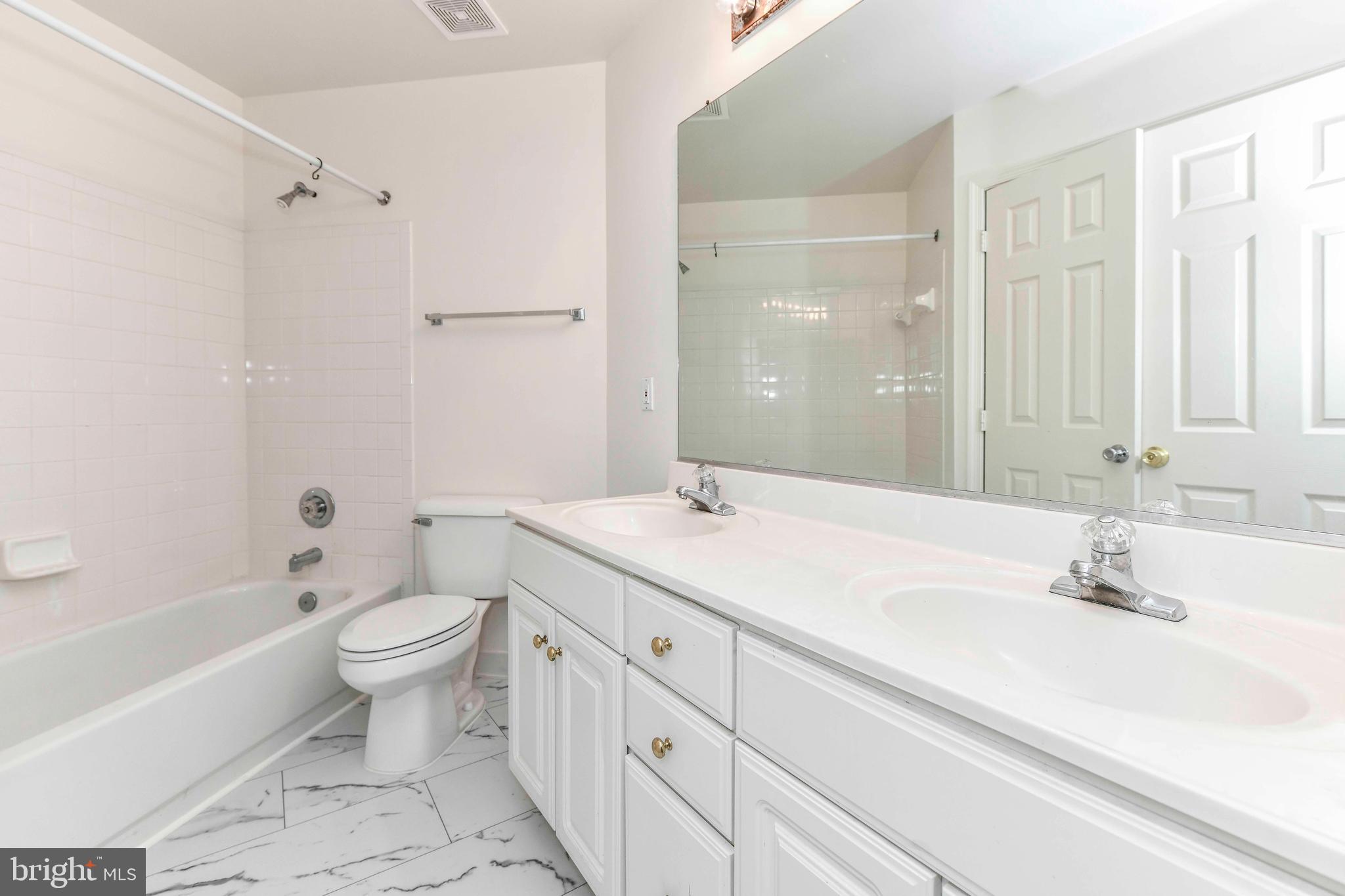 ARMISTEAD PARK - Residential Lease