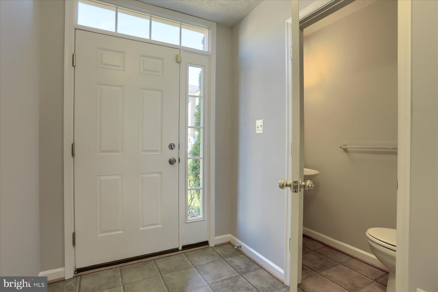 HOLLY WOODS - Residential