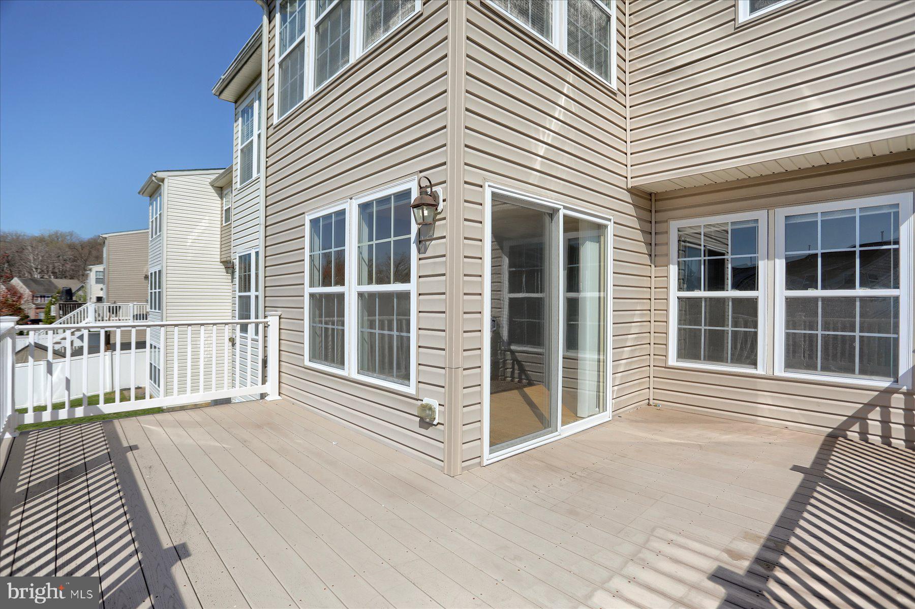 HOLLY WOODS - Residential