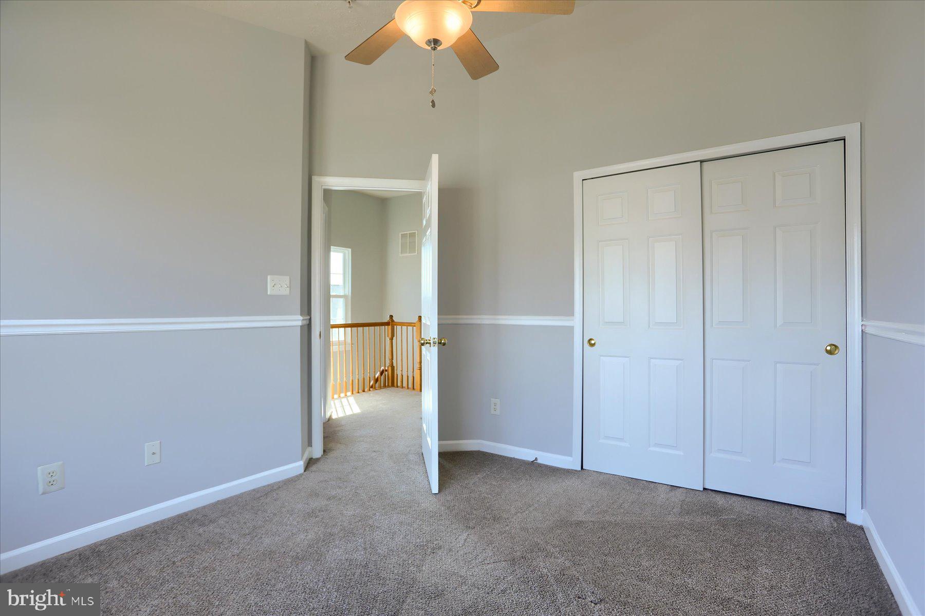 HOLLY WOODS - Residential