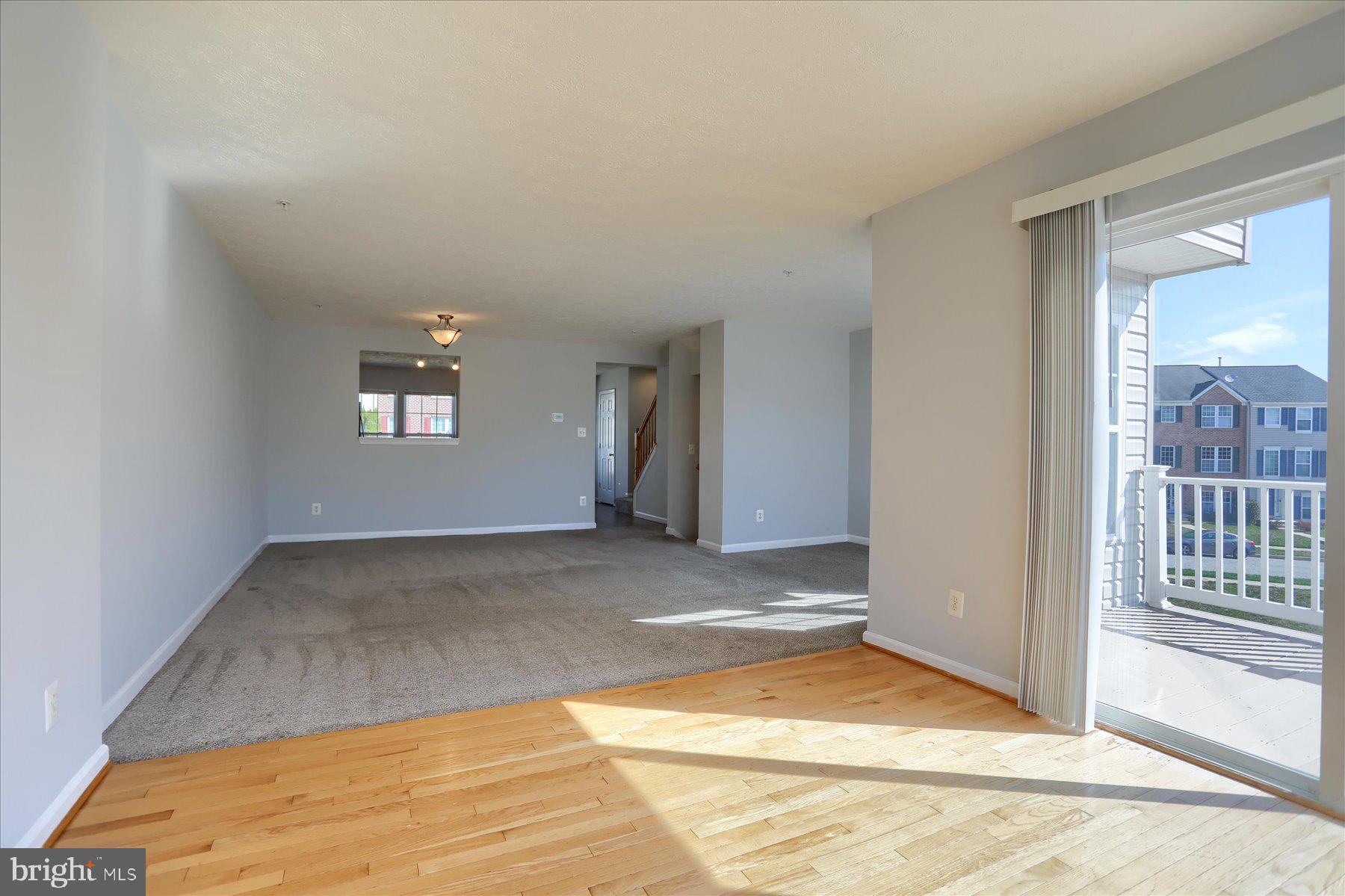 HOLLY WOODS - Residential