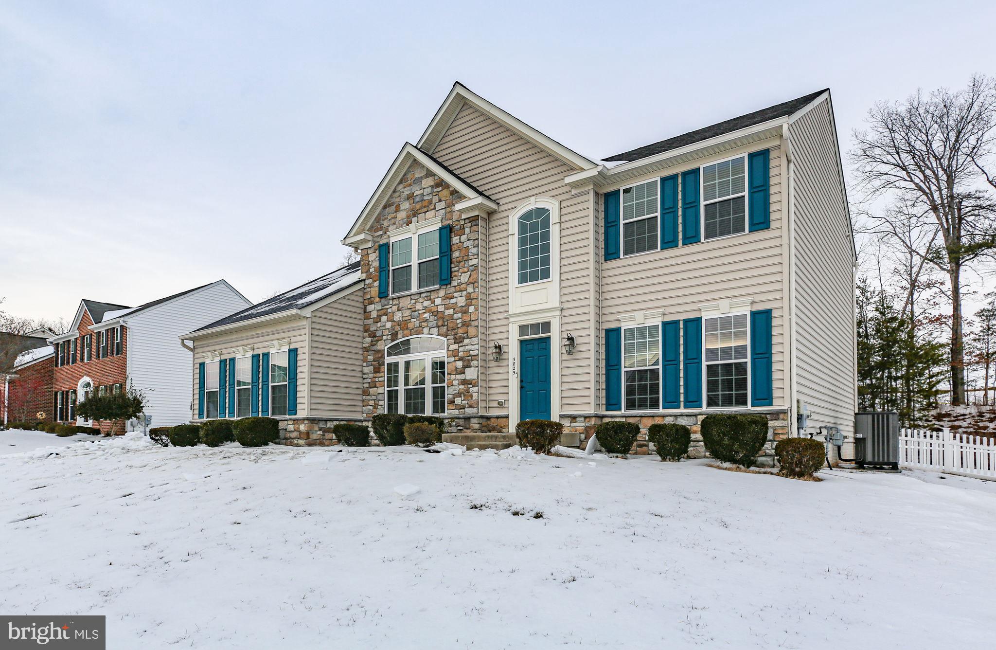 ESTATES AT LEE'S PARKE - Residential