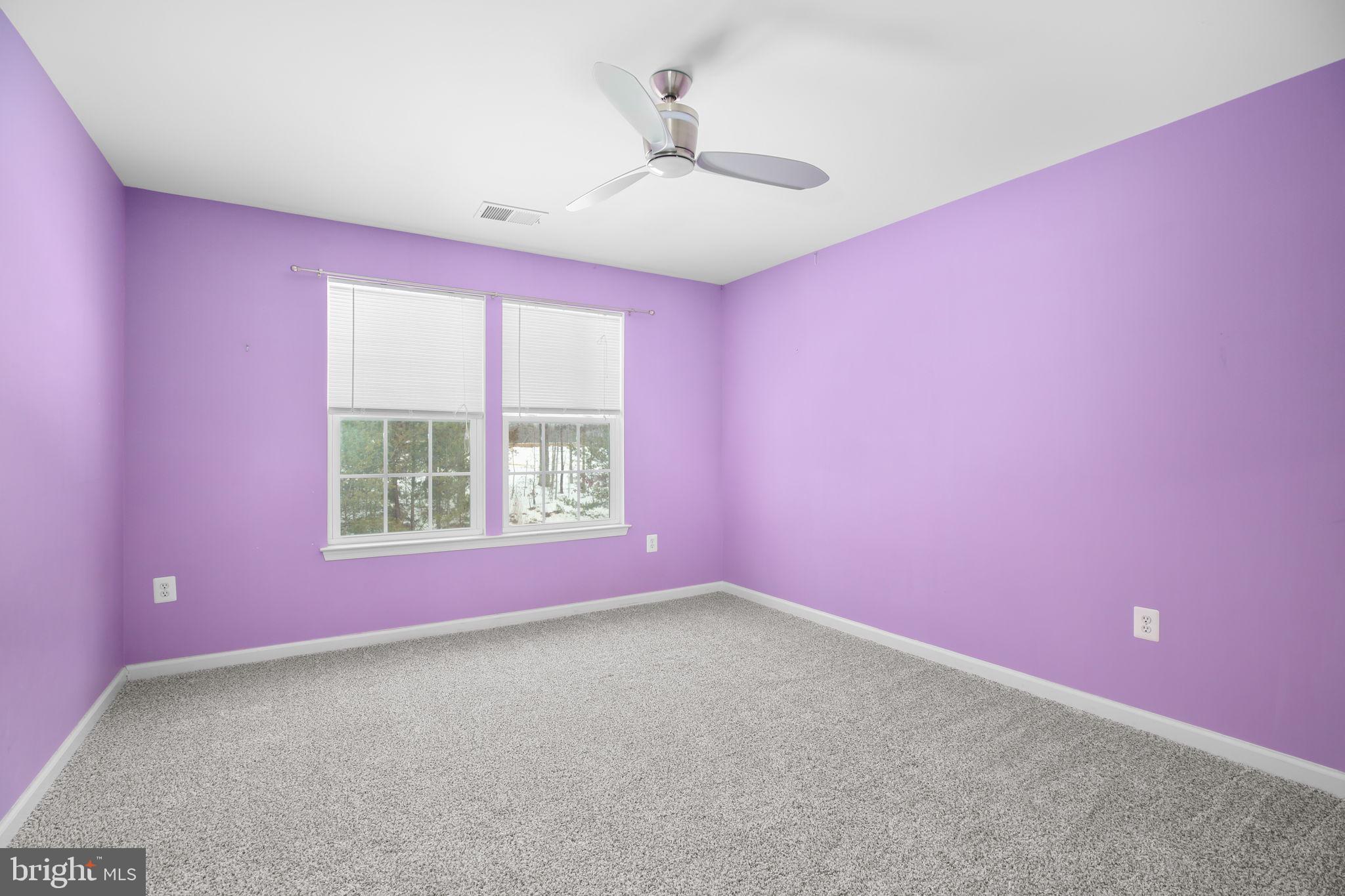 ESTATES AT LEE'S PARKE - Residential