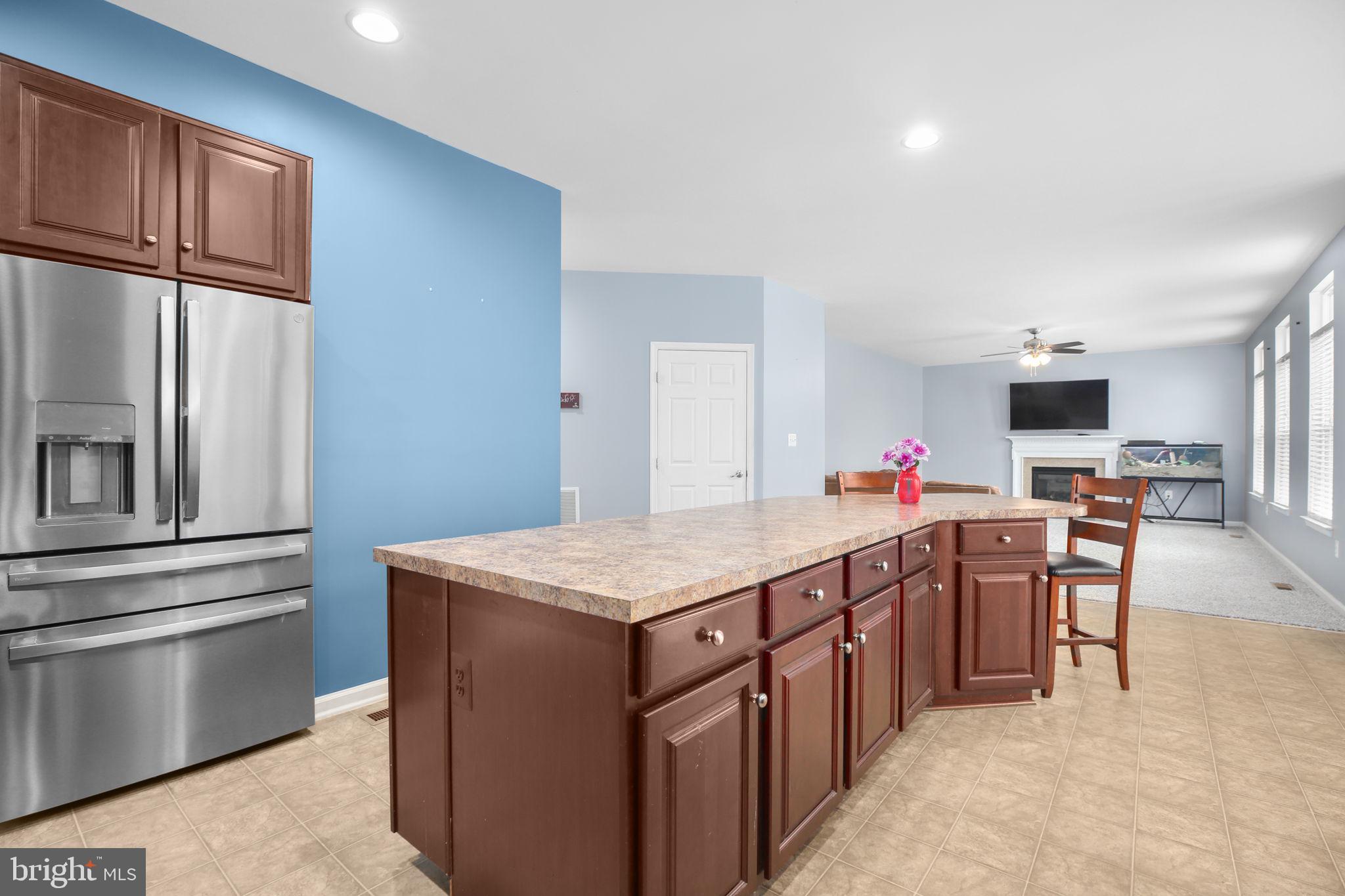 ESTATES AT LEE'S PARKE - Residential