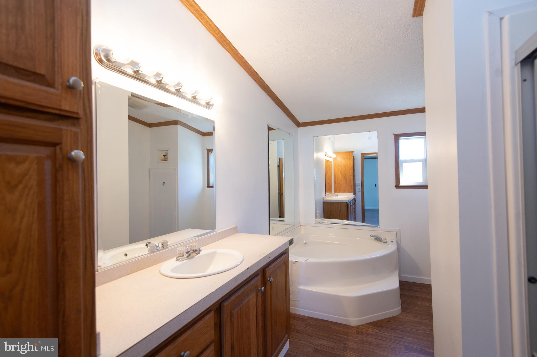 CABIN CREEK RIDGE - Residential