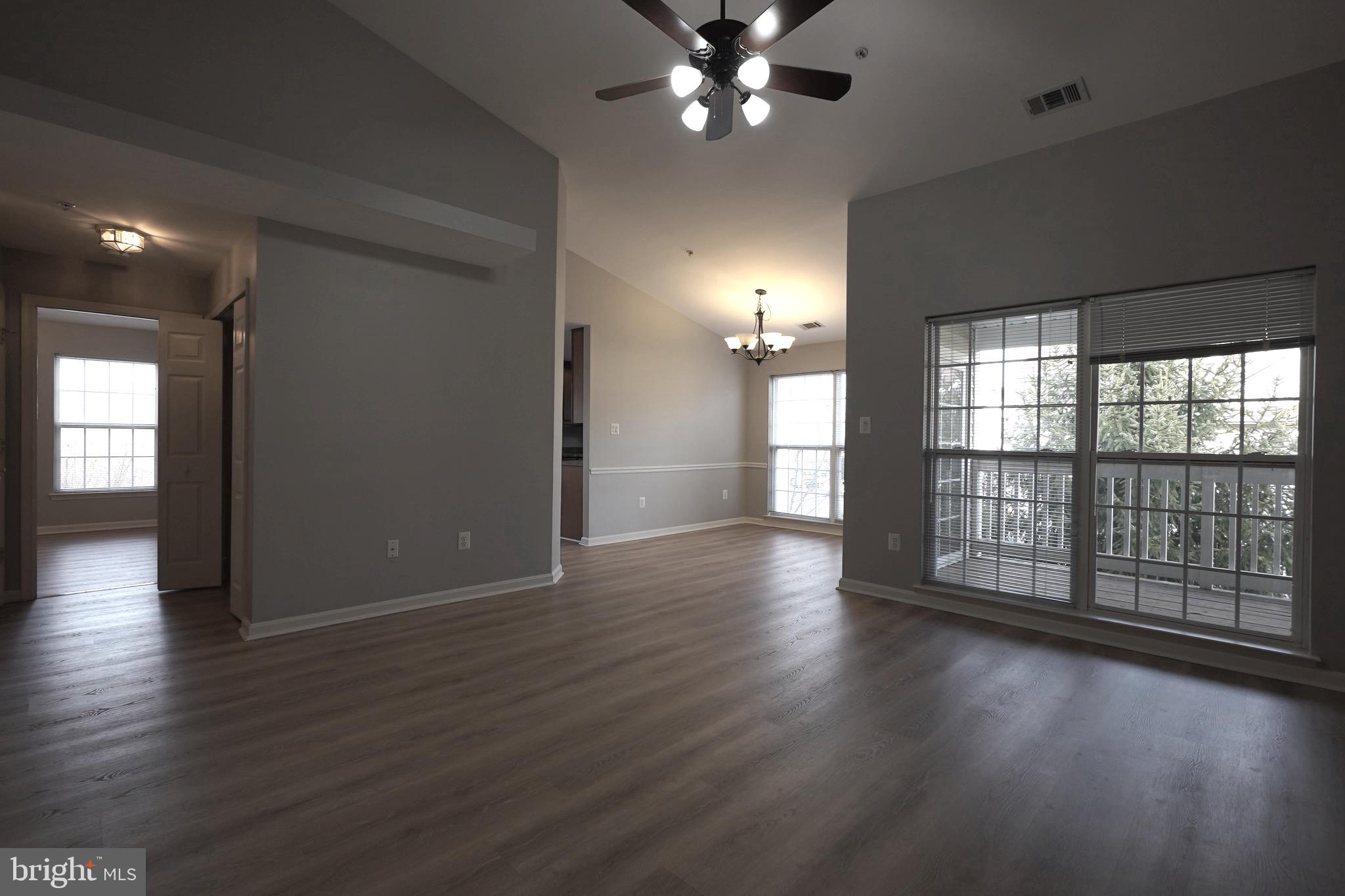 RIDGEVIEW III - Residential Lease