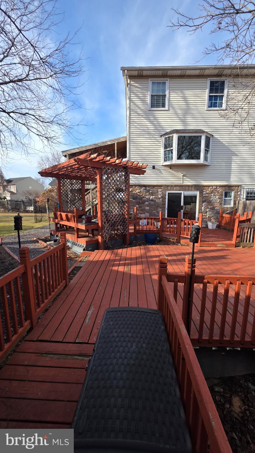 HIGHLAND VILLAS - Residential