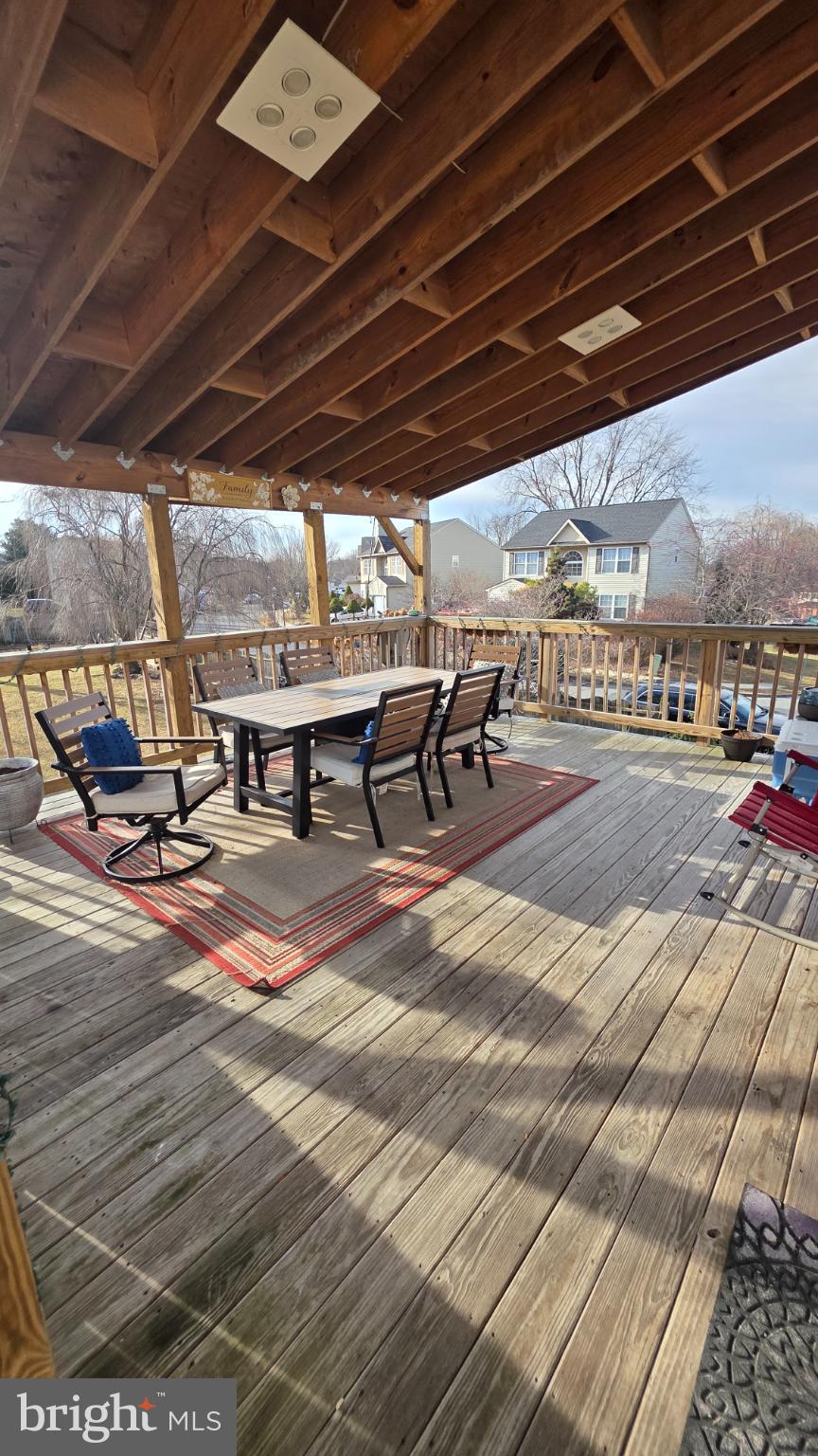 HIGHLAND VILLAS - Residential