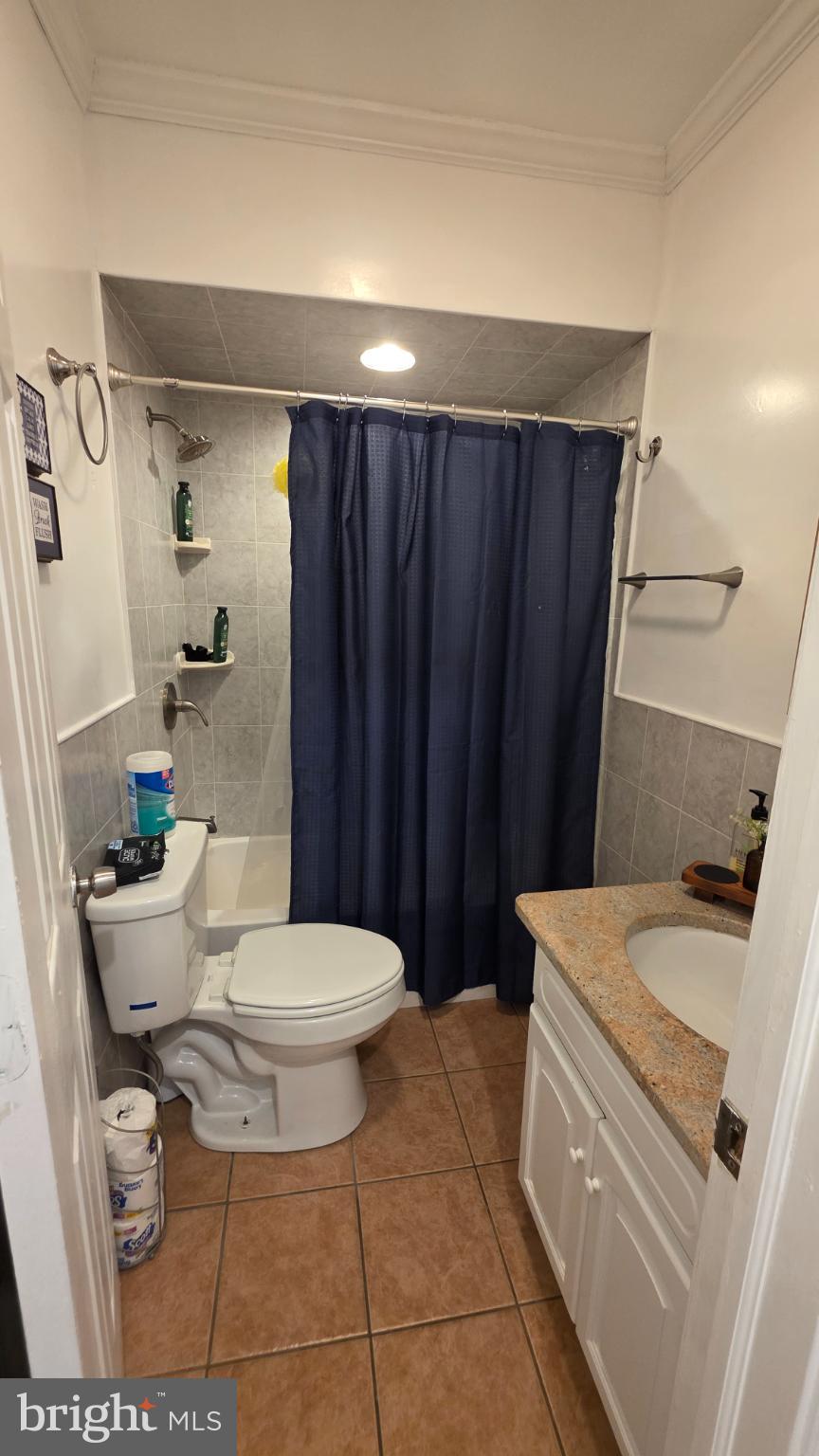 HIGHLAND VILLAS - Residential