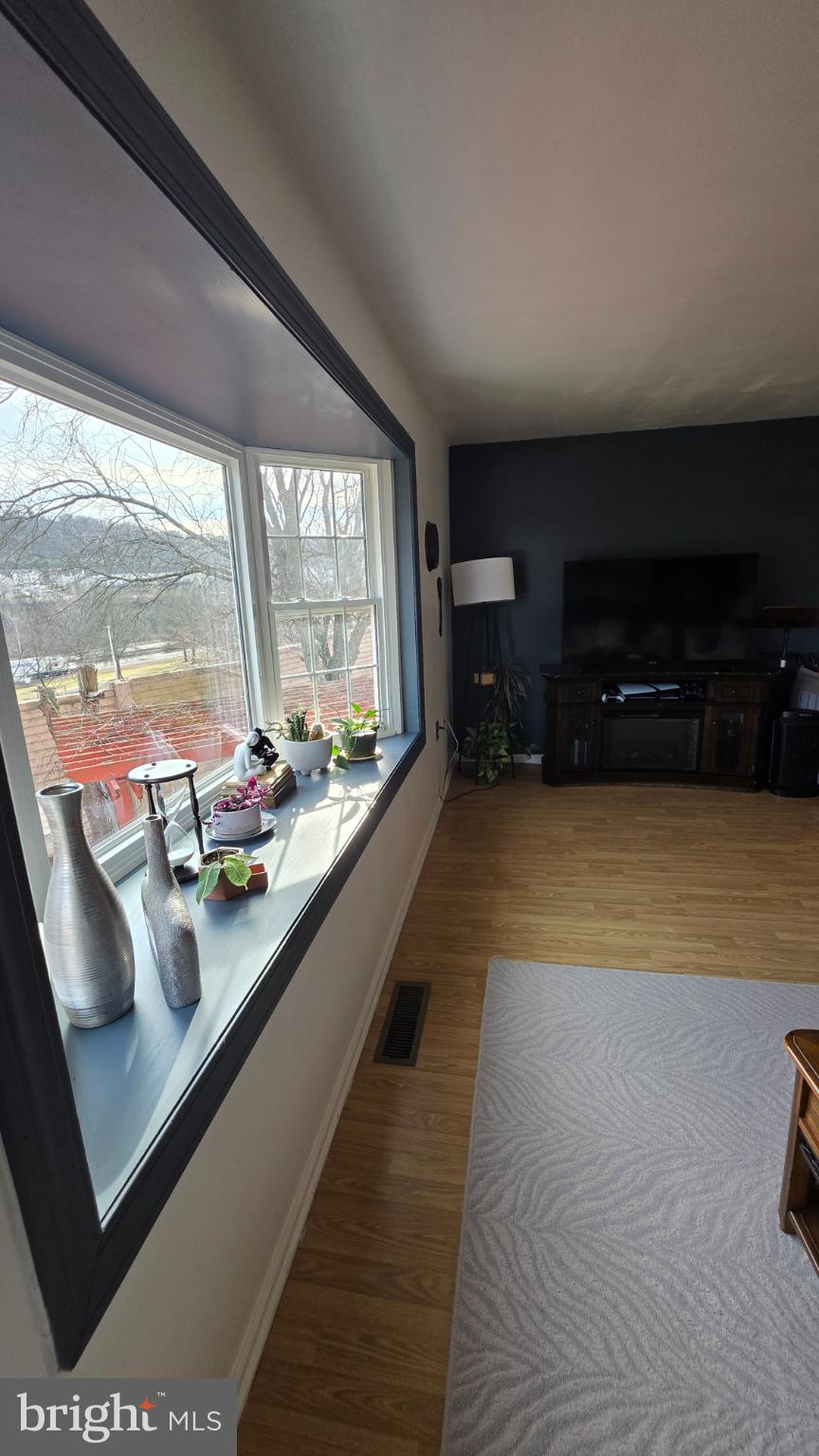 HIGHLAND VILLAS - Residential