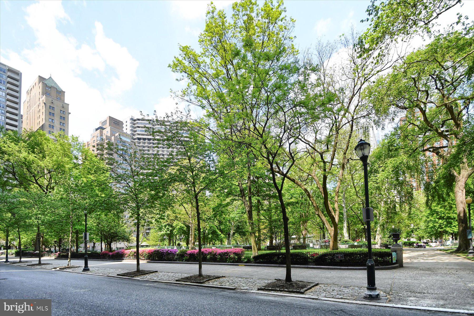 RITTENHOUSE SQUARE - Residential