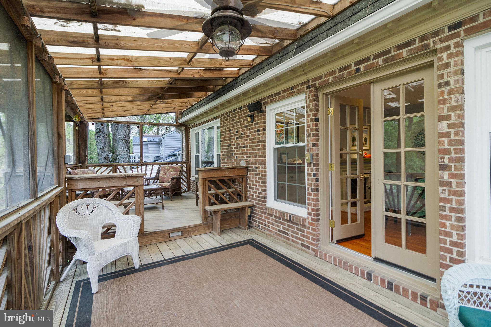 CROFTON - Residential Lease