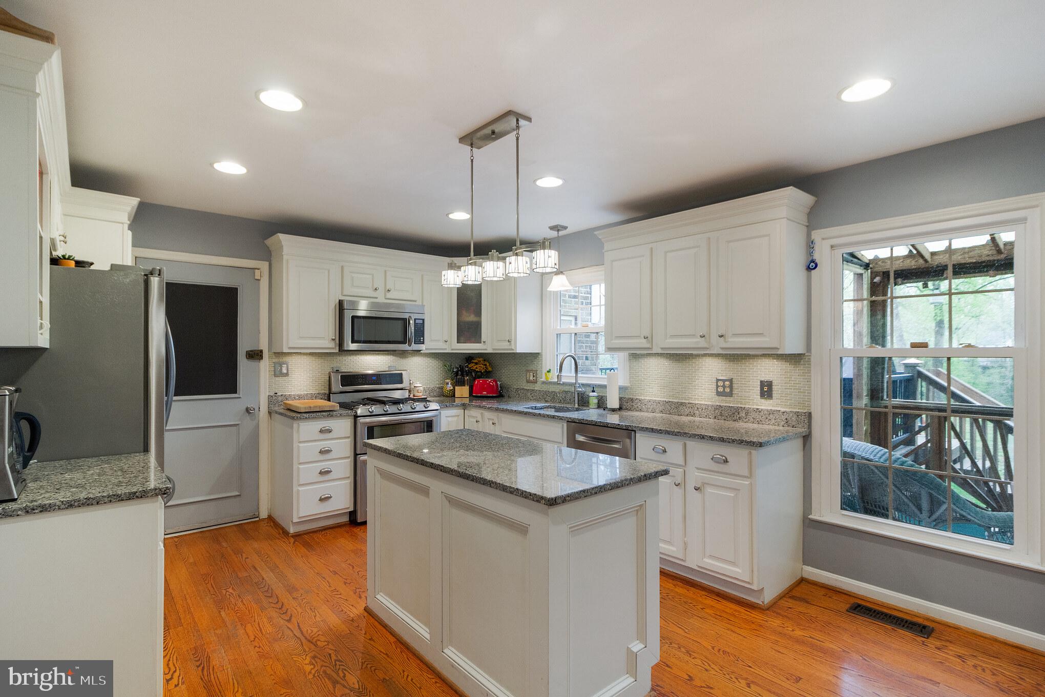 CROFTON - Residential Lease