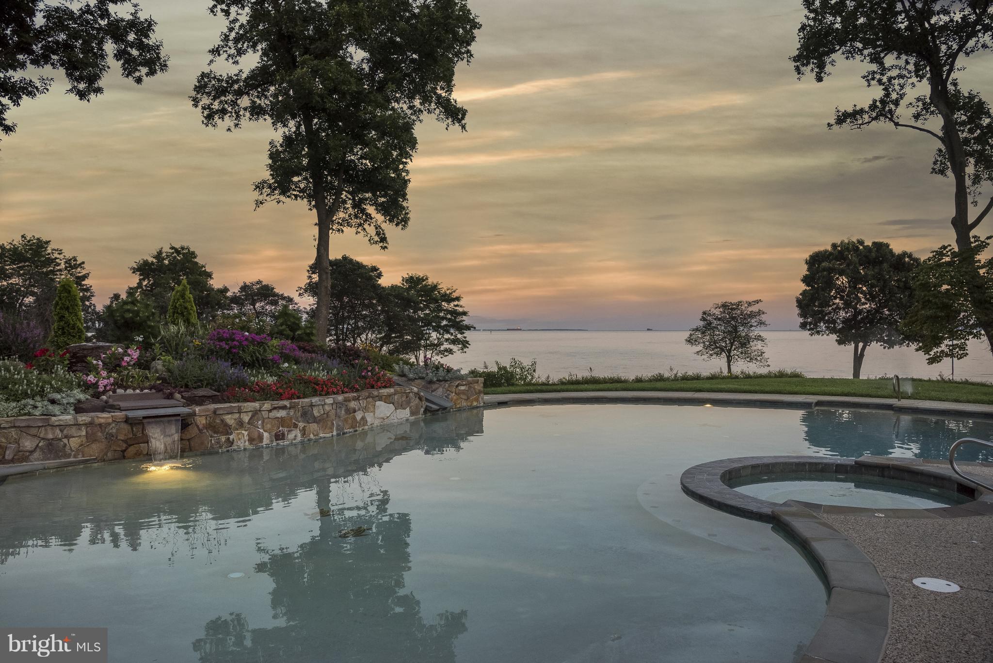 MAIDSTONE FARM - Residential