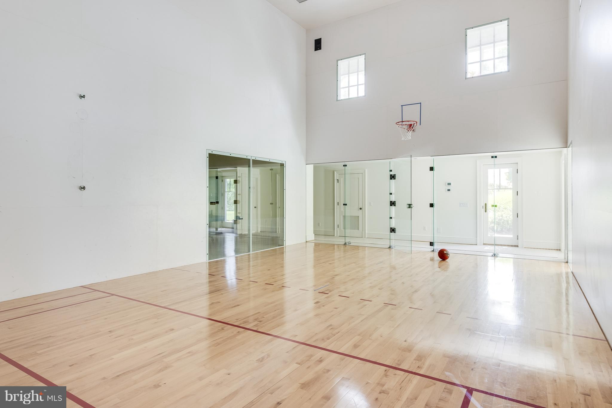 MAIDSTONE FARM - Residential