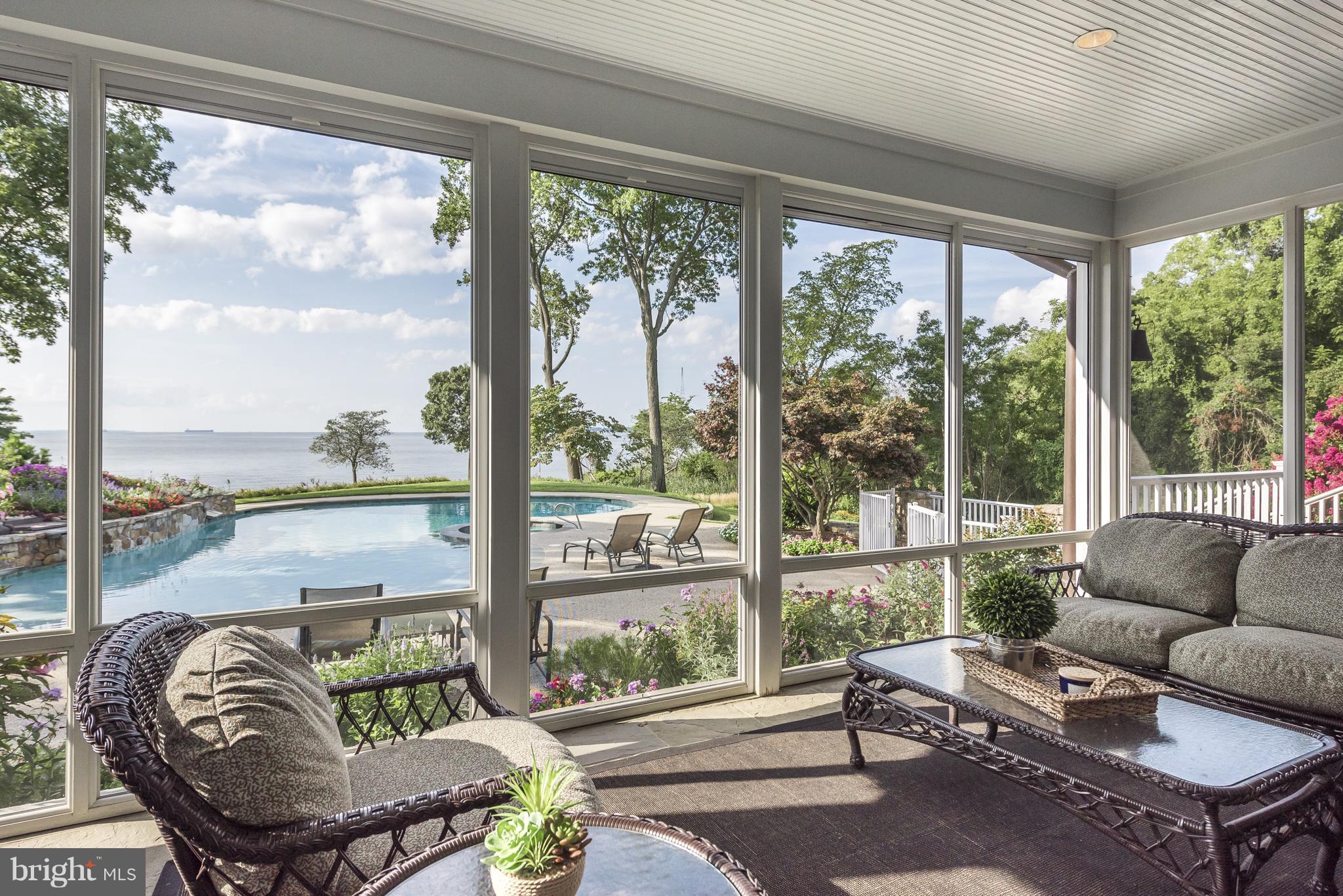 MAIDSTONE FARM - Residential