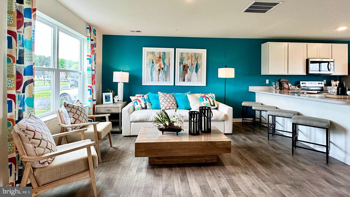 1152 WINTERMEAD LOOP