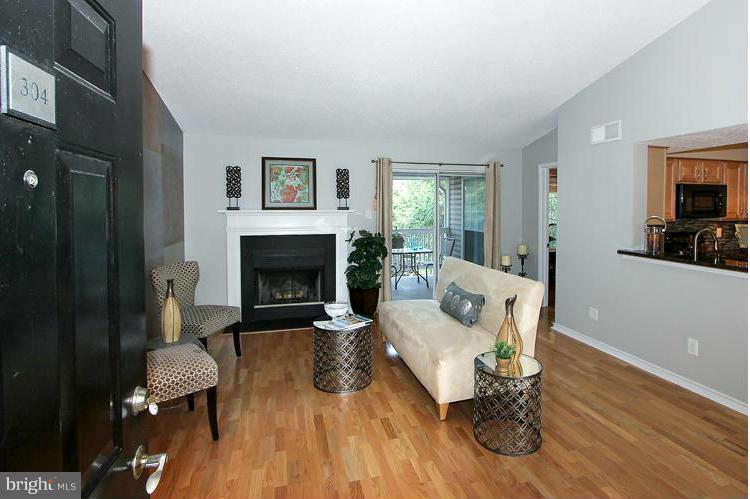 FOUNTAINS AT MCLEAN - Residential