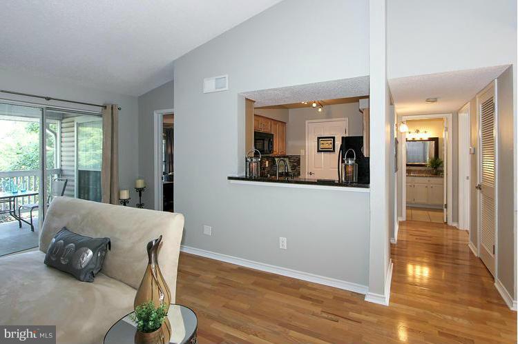 FOUNTAINS AT MCLEAN - Residential