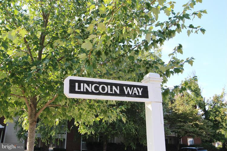 FOUNTAINS AT MCLEAN - Residential