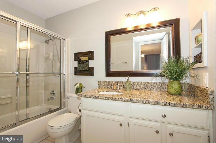 FOUNTAINS AT MCLEAN - Residential