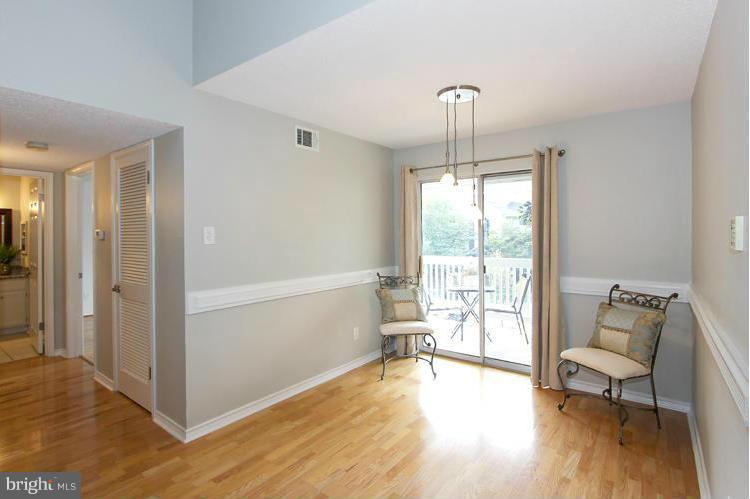 FOUNTAINS AT MCLEAN - Residential