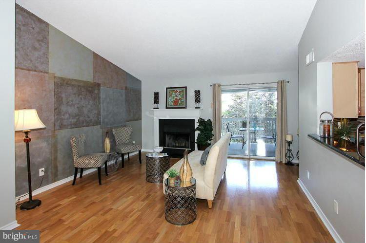 FOUNTAINS AT MCLEAN - Residential