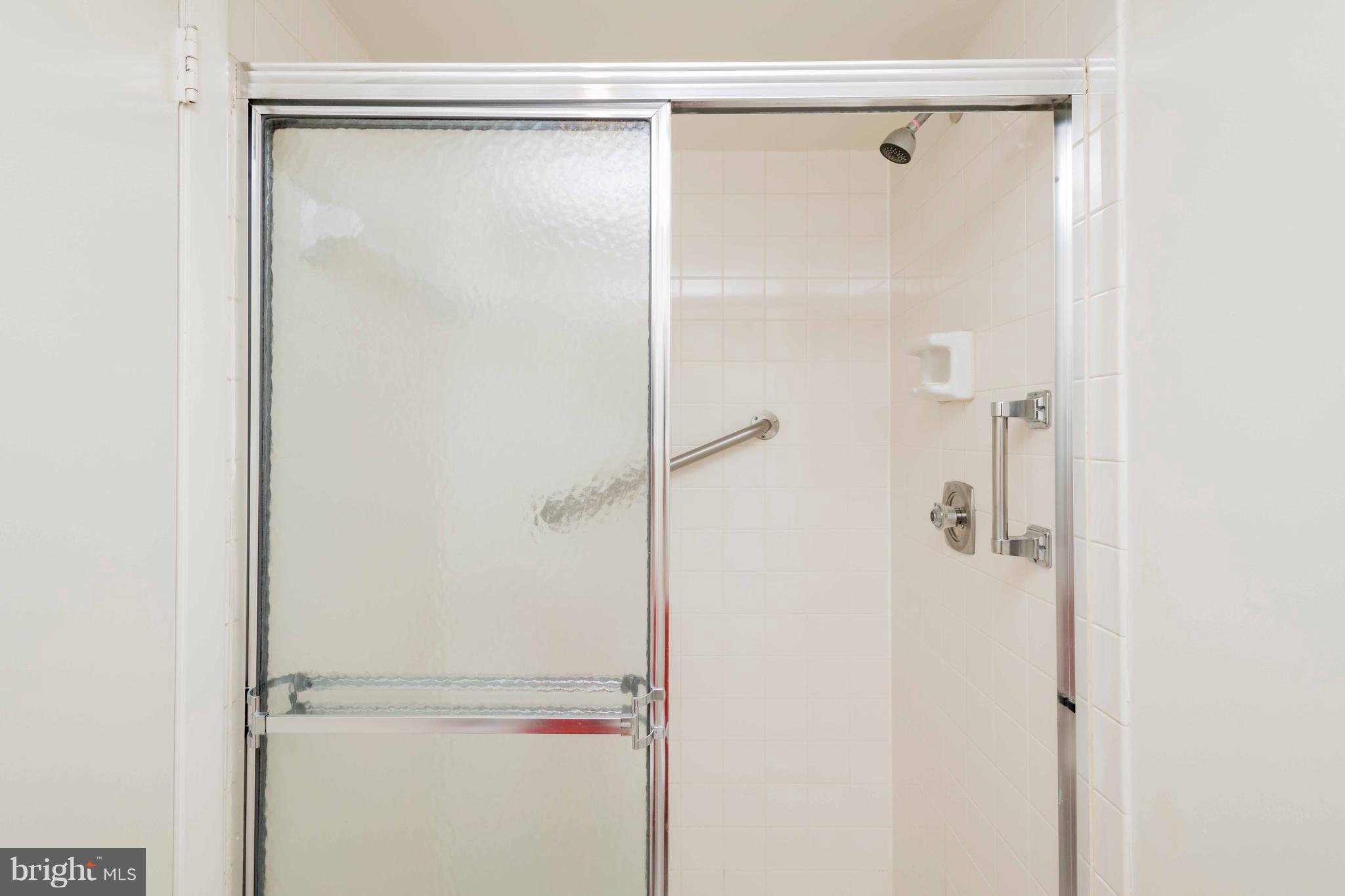 ANNEN WOODS - Residential