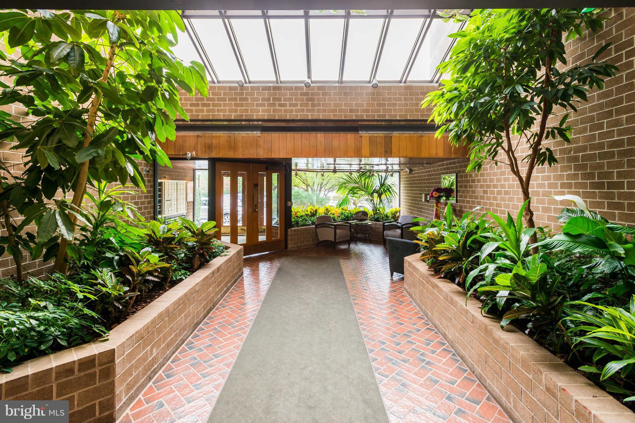 ANNEN WOODS - Residential