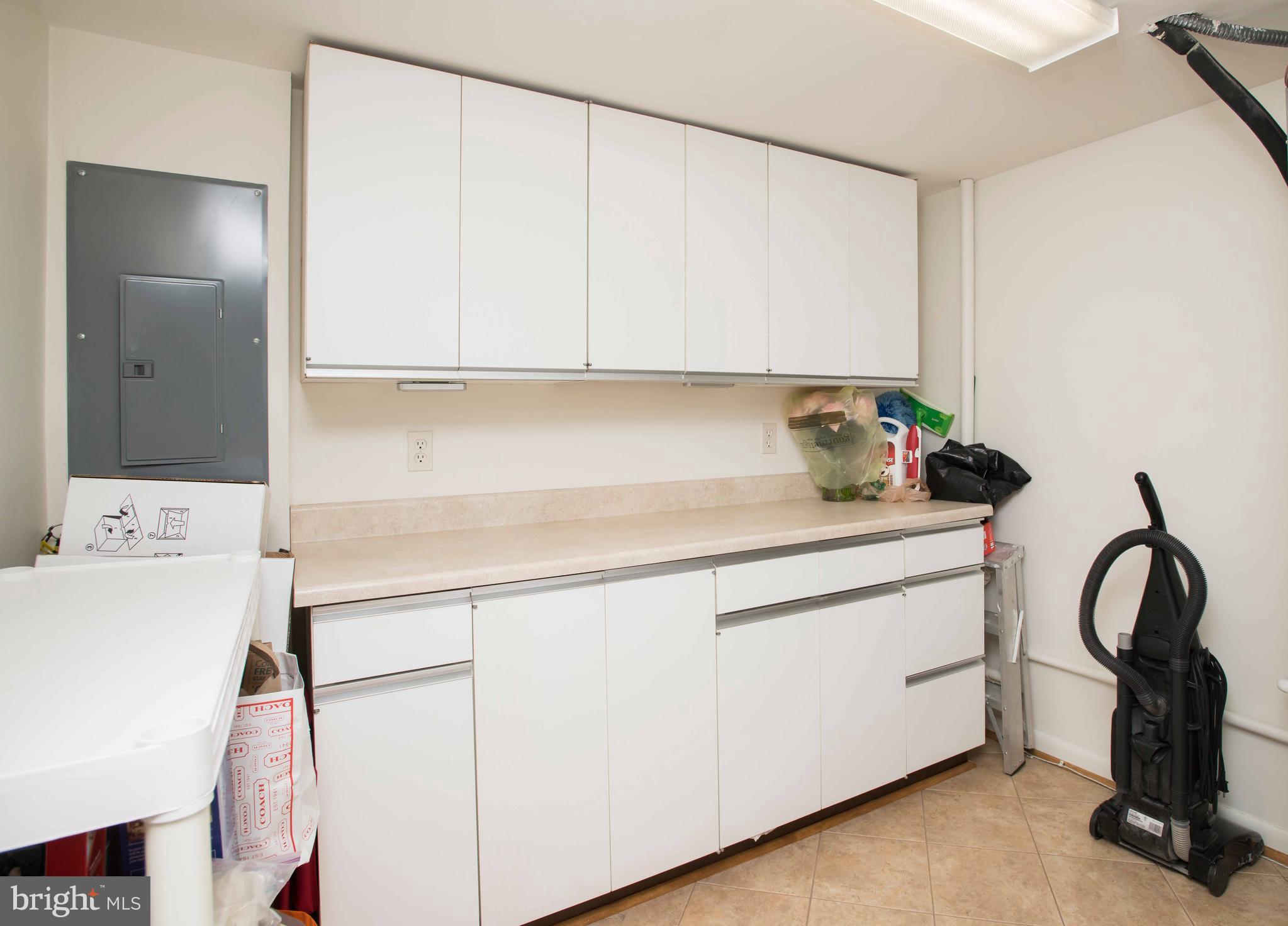 ANNEN WOODS - Residential