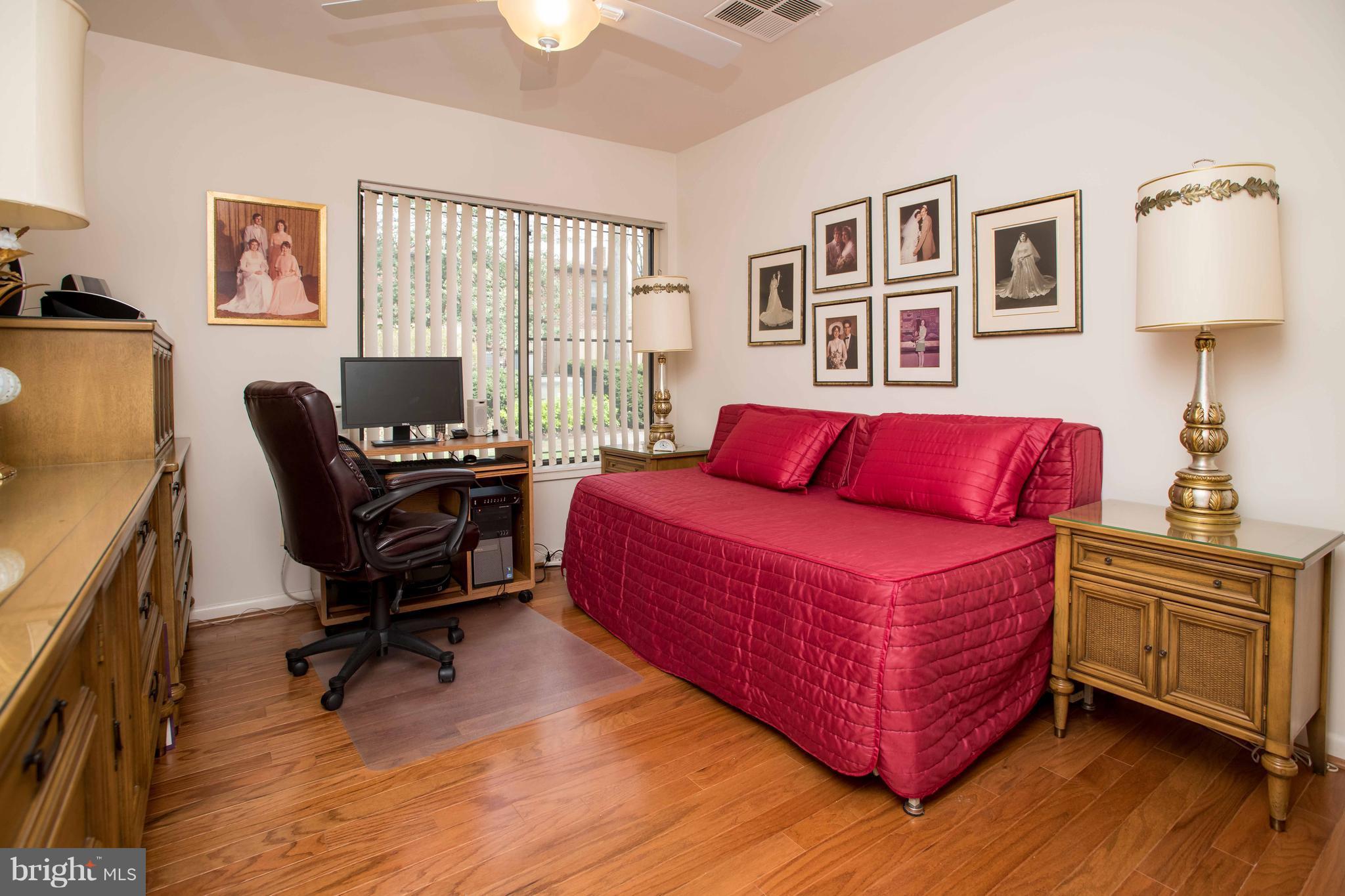 ANNEN WOODS - Residential