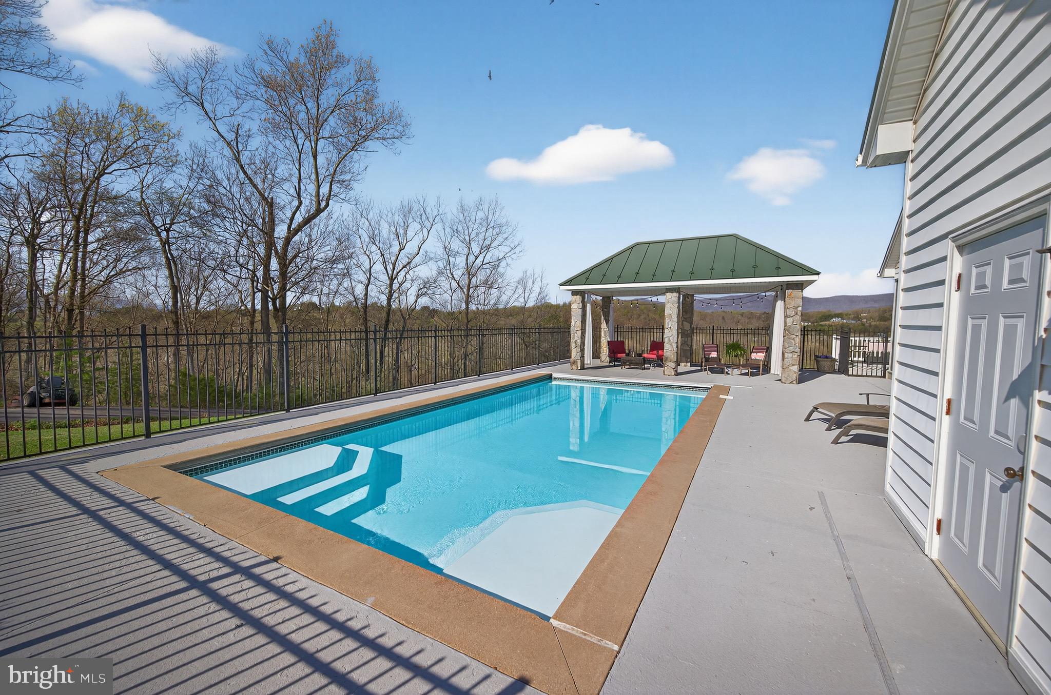 BURNER ESTATES - Residential