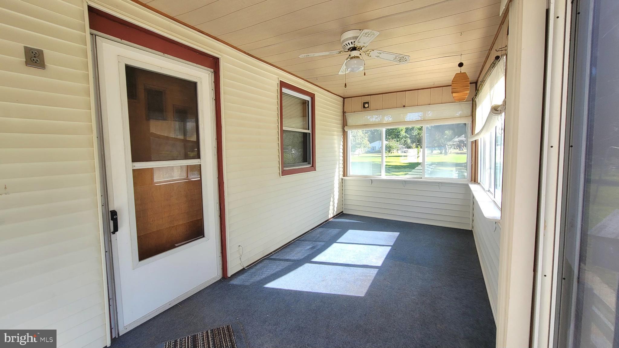 POTOMAC SHORES - Residential