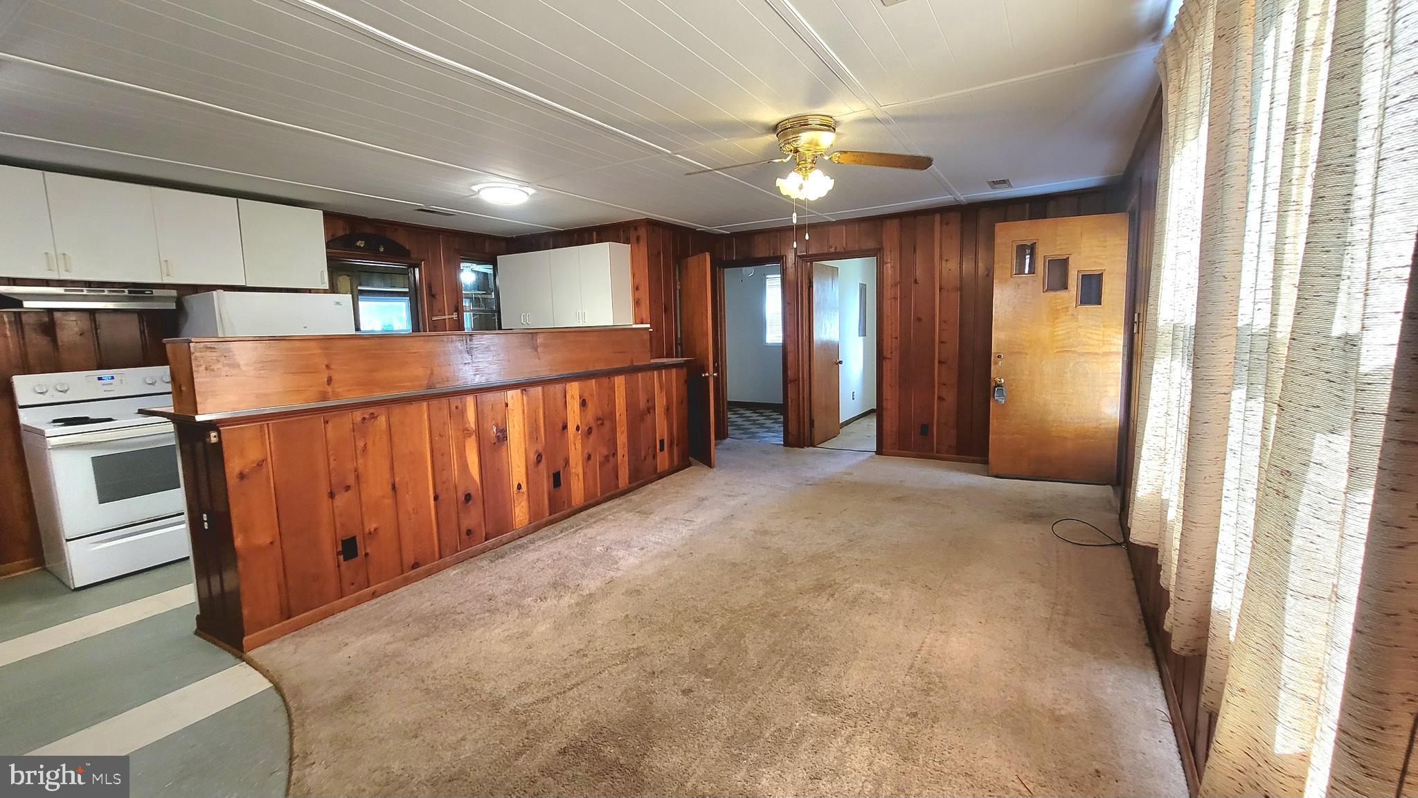 POTOMAC SHORES - Residential