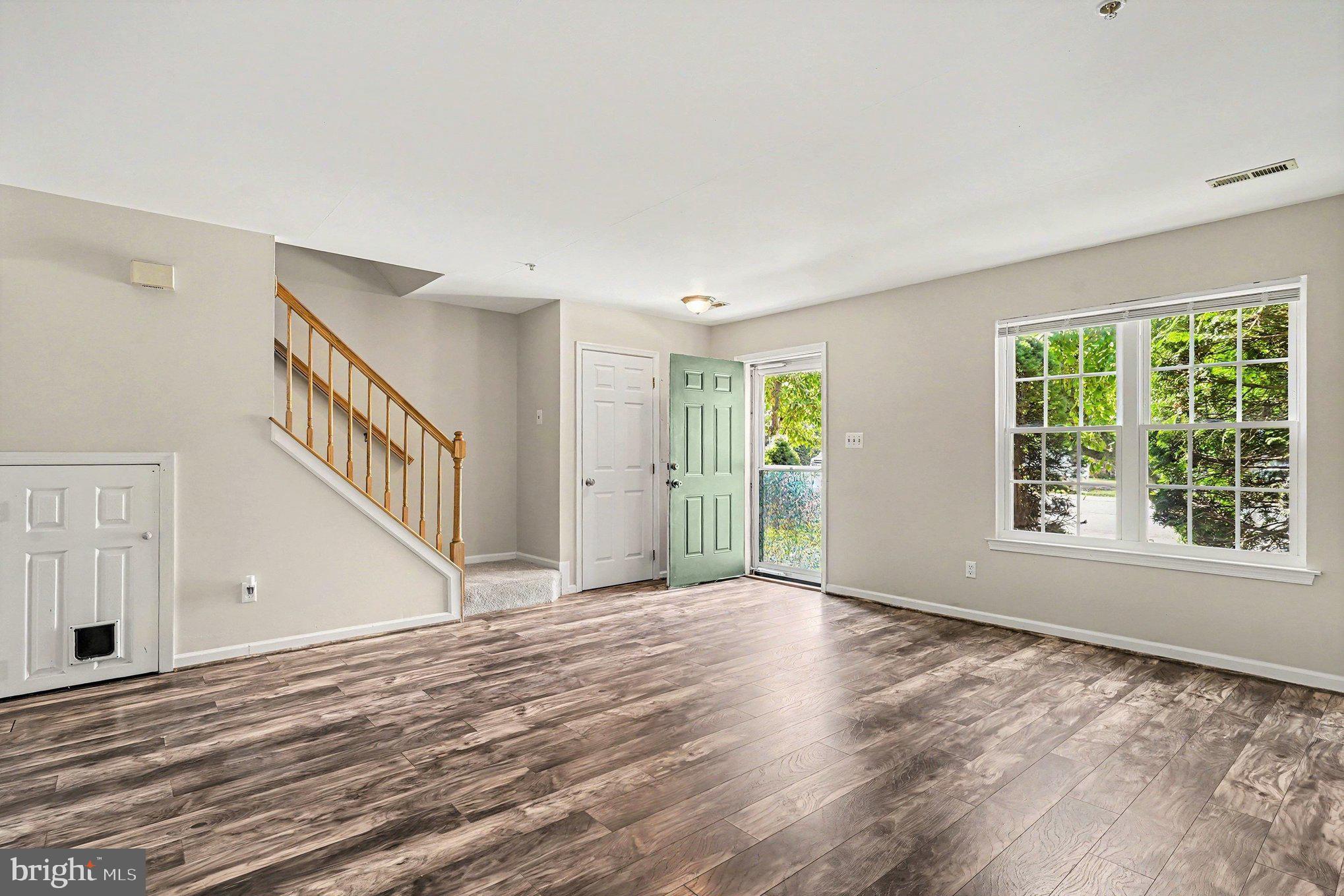 83 STARBOARD COURT