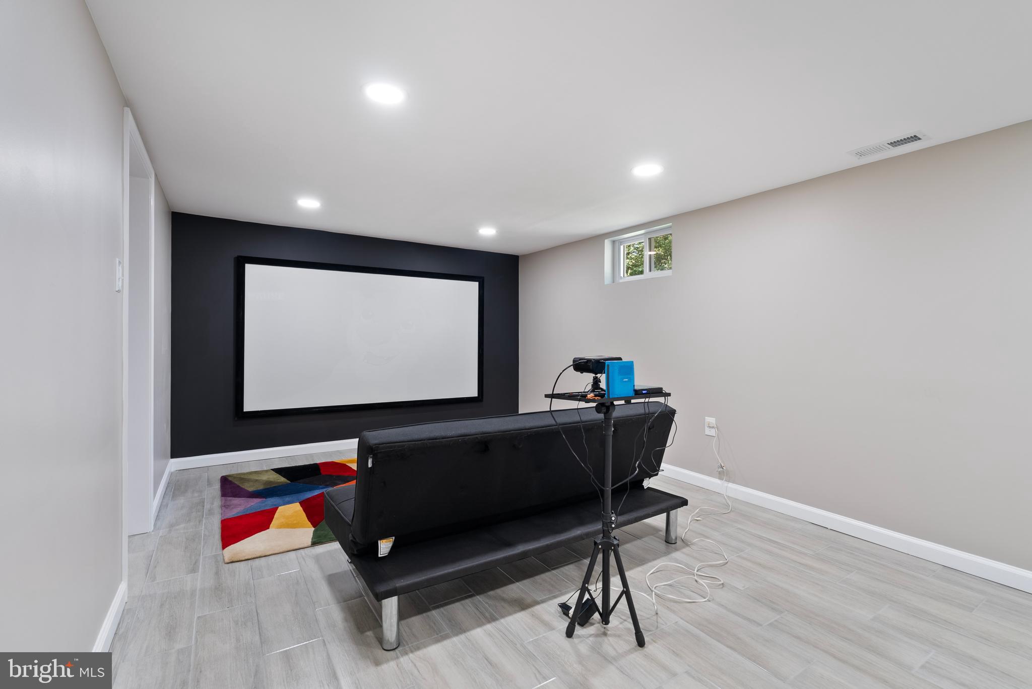 INDIAN SPRING PARK - Residential