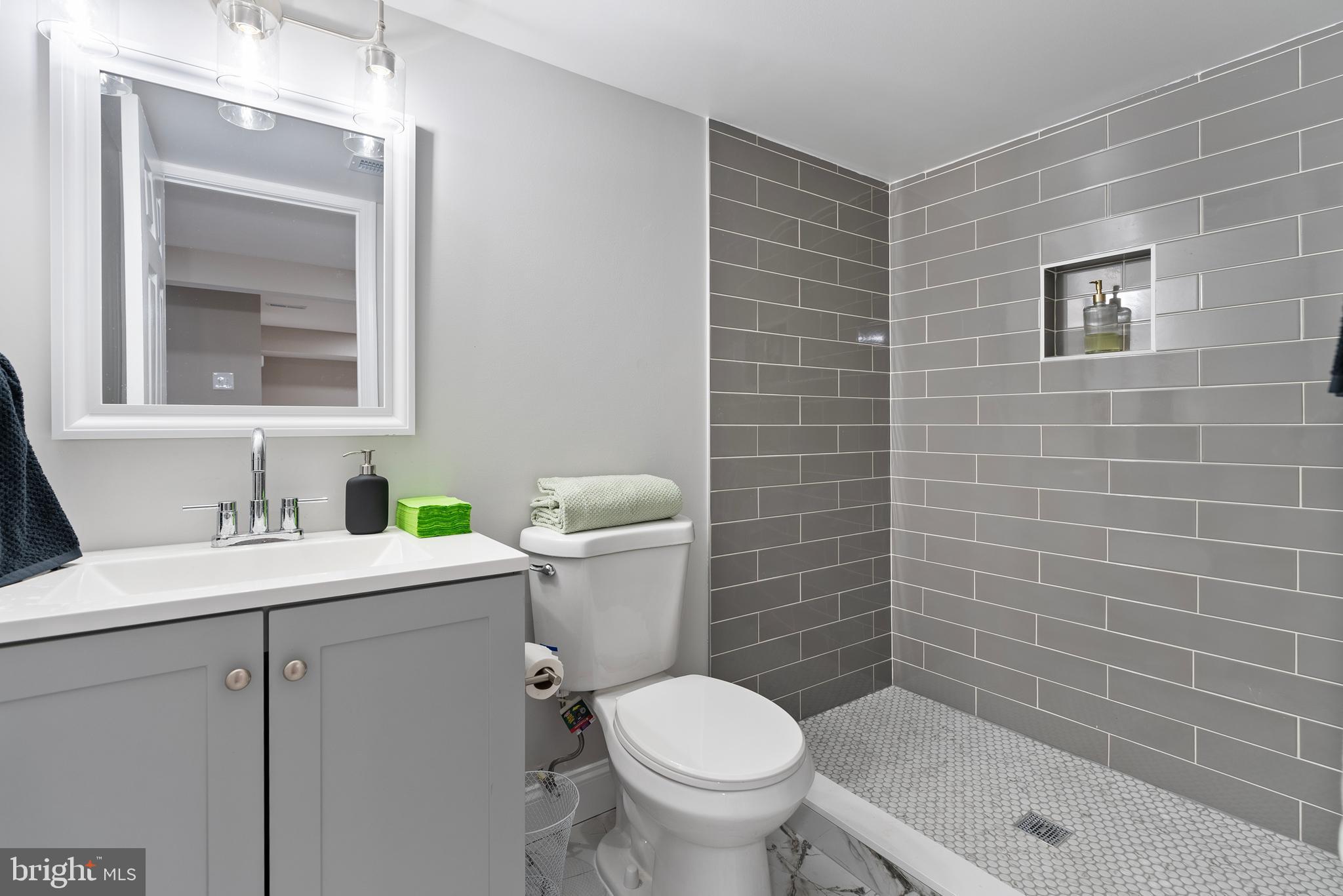 INDIAN SPRING PARK - Residential