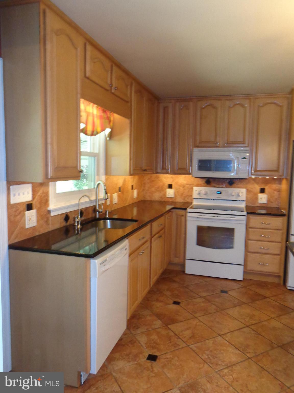 FOREST LAKES - Residential