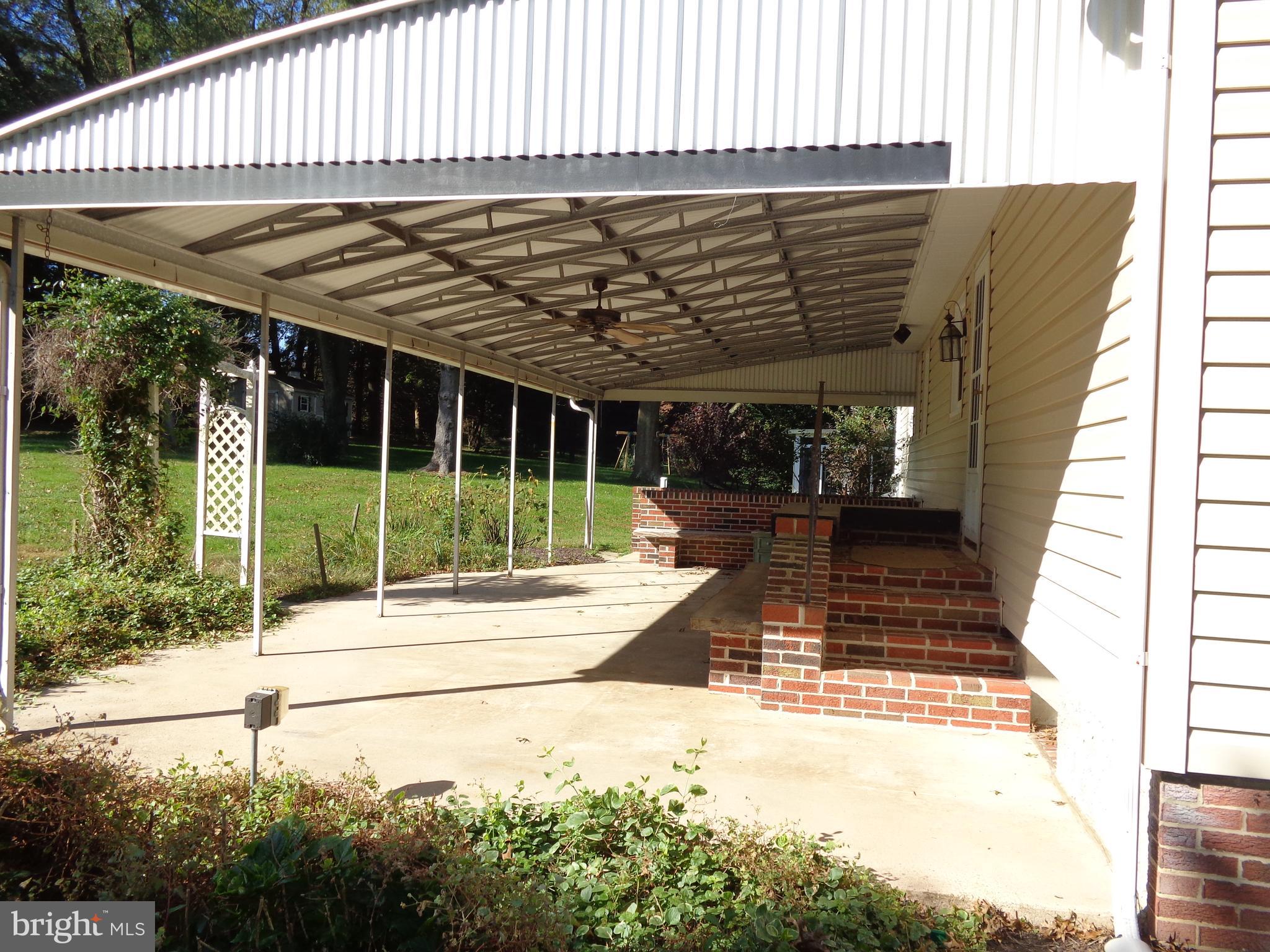 FOREST LAKES - Residential