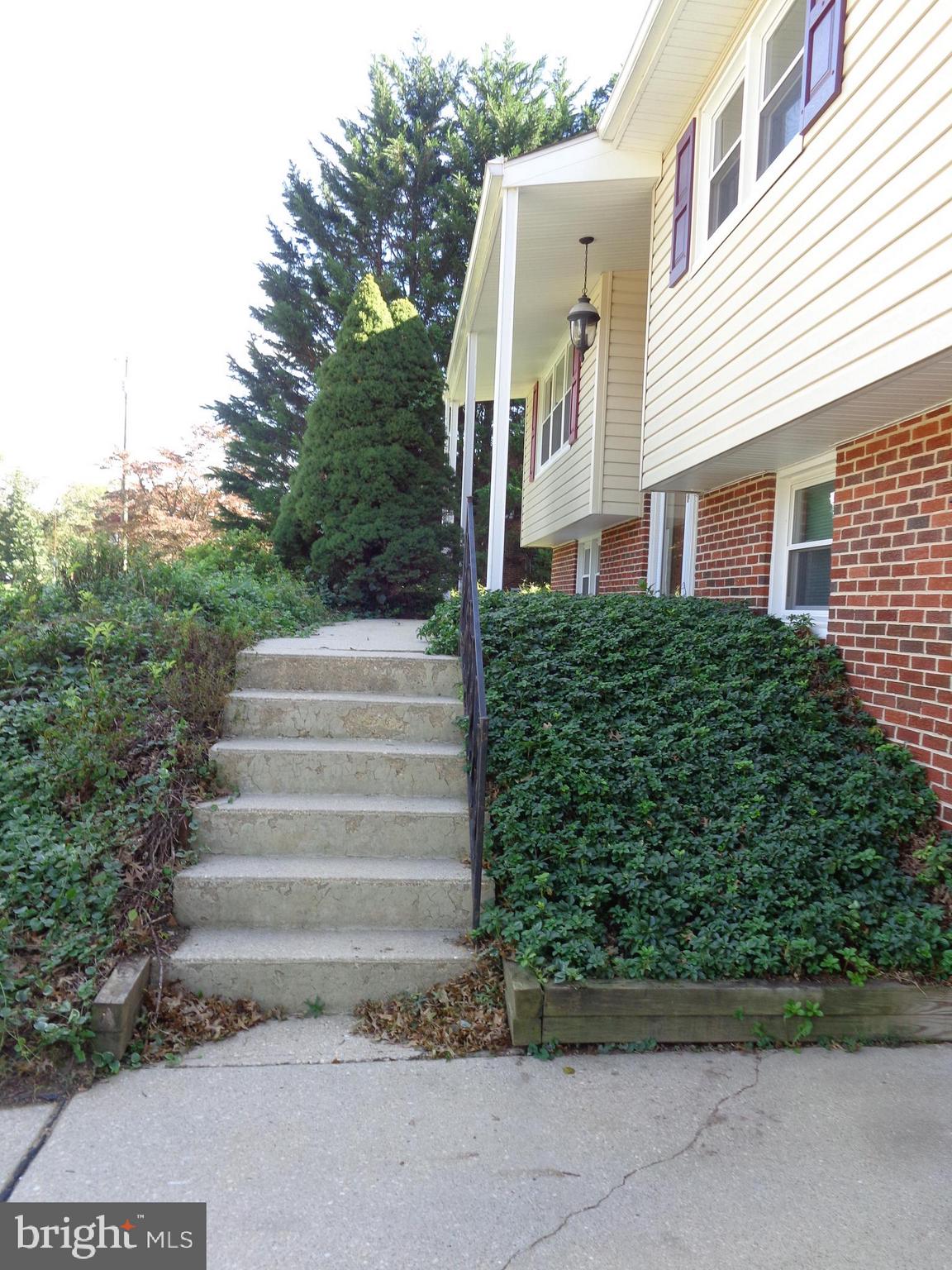 FOREST LAKES - Residential